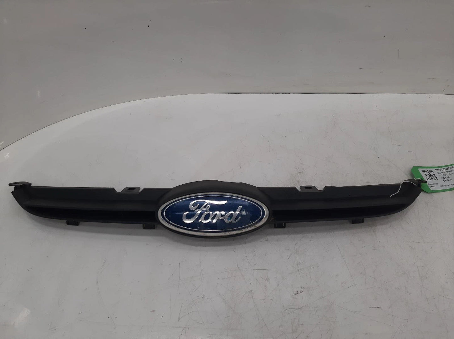 Ford Fiesta Mk7 Front Centre Upper Grille Grill 