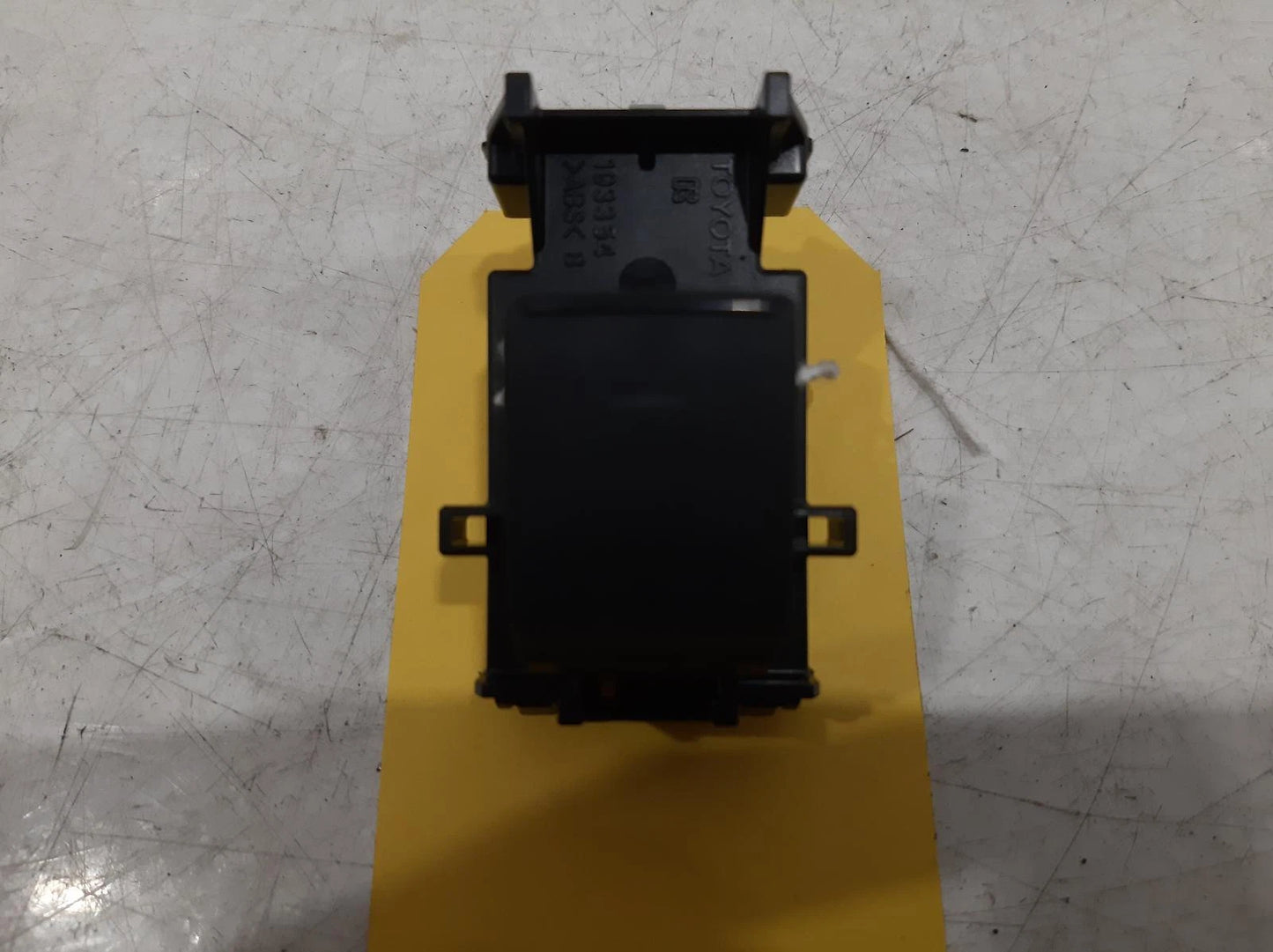 Toyota C-Hr Mk1 Rear Left Window Switch 