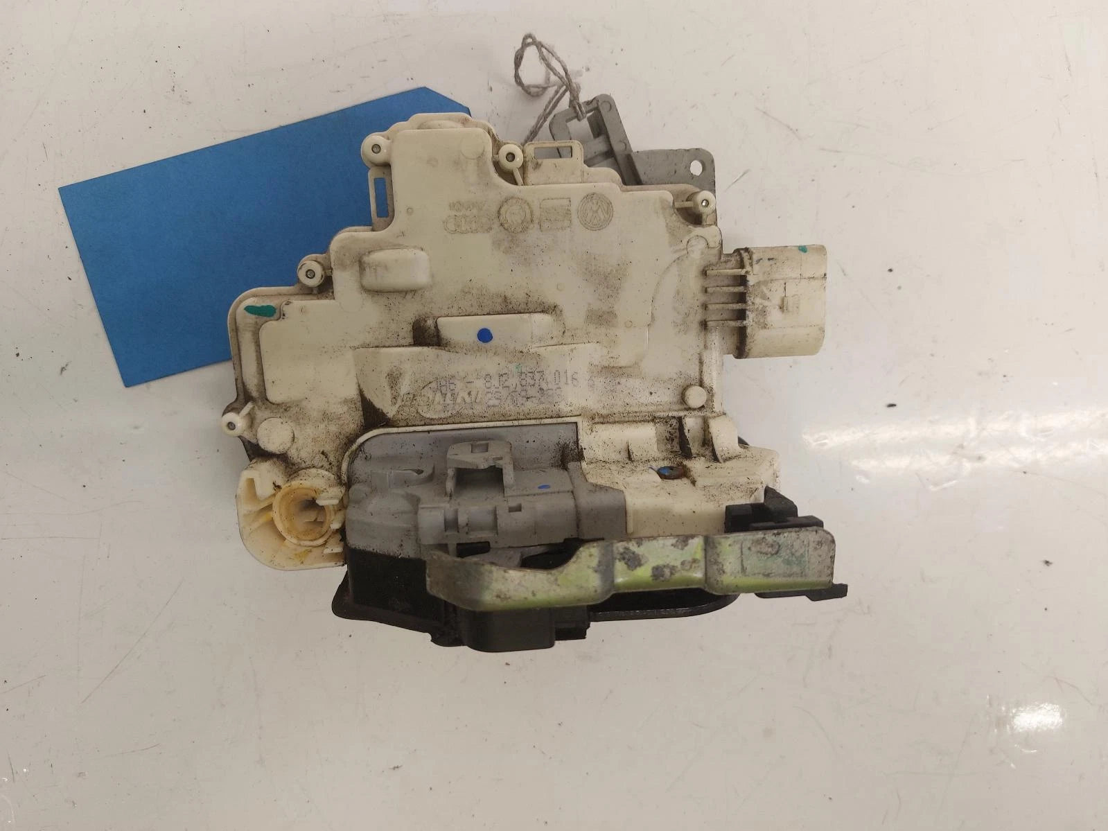 Audi A5 Mk1 (8T) O/S Right Front Door Lock Assembly 