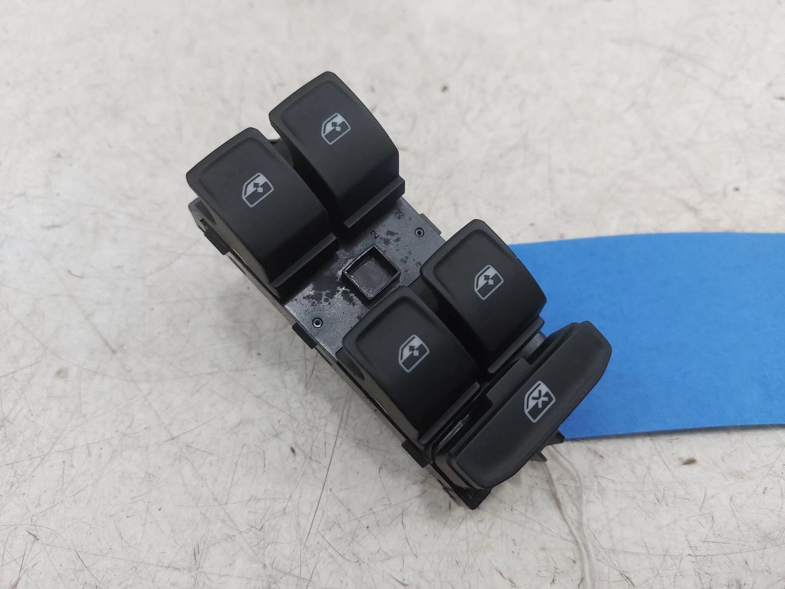 Volkswagen T-Roc Mk1 O/S Right Front Drivers Window Switches 