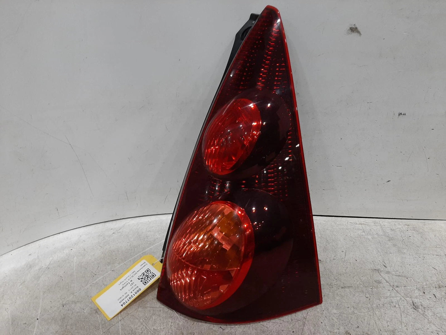 Peugeot 107 Mk1 O/S Drivers Right Rear Bulb Taillight Tail Light 