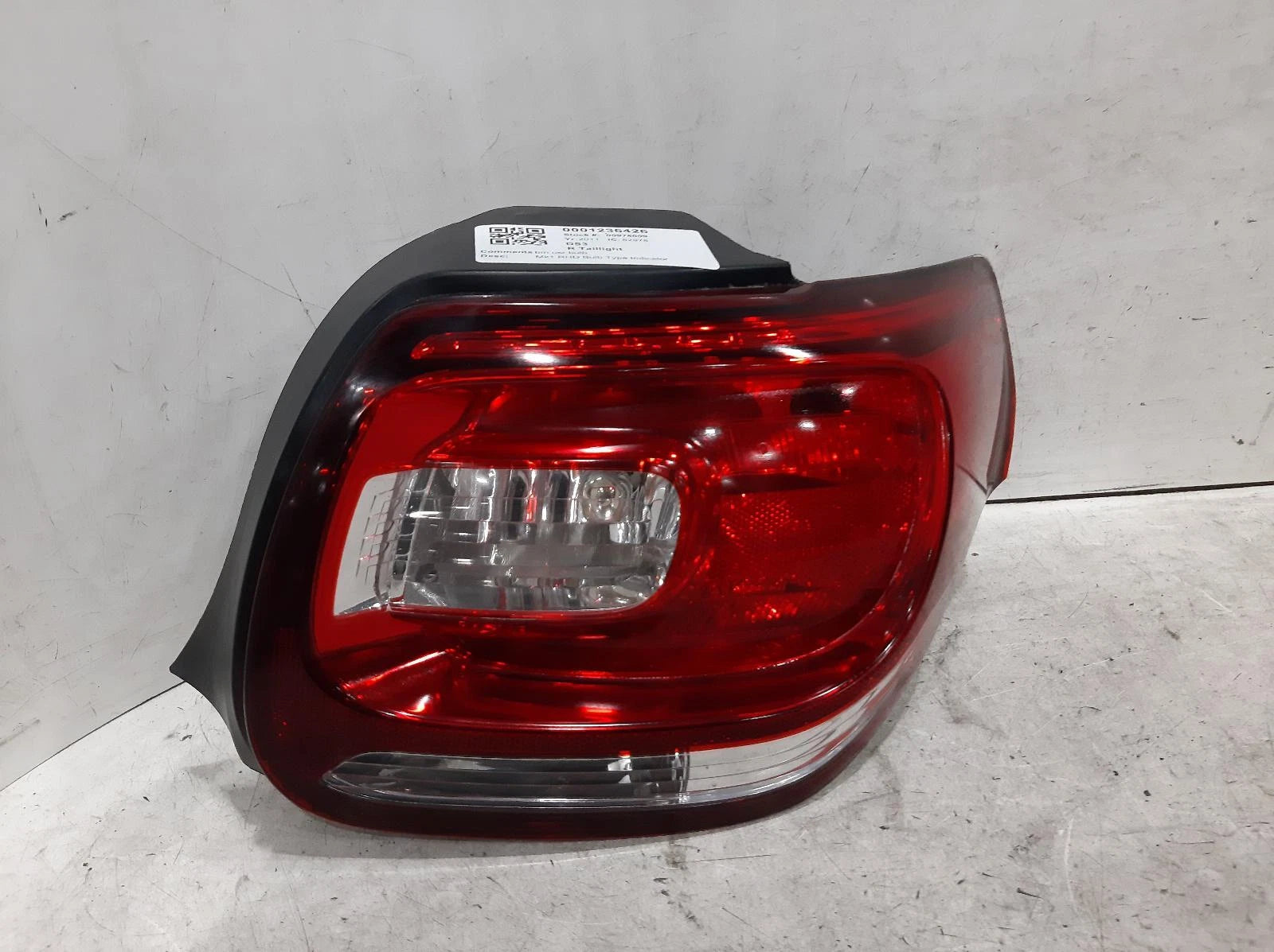 Citroen Ds3 Mk1 O/S Drivers Right Rear Taillight Tail Light 