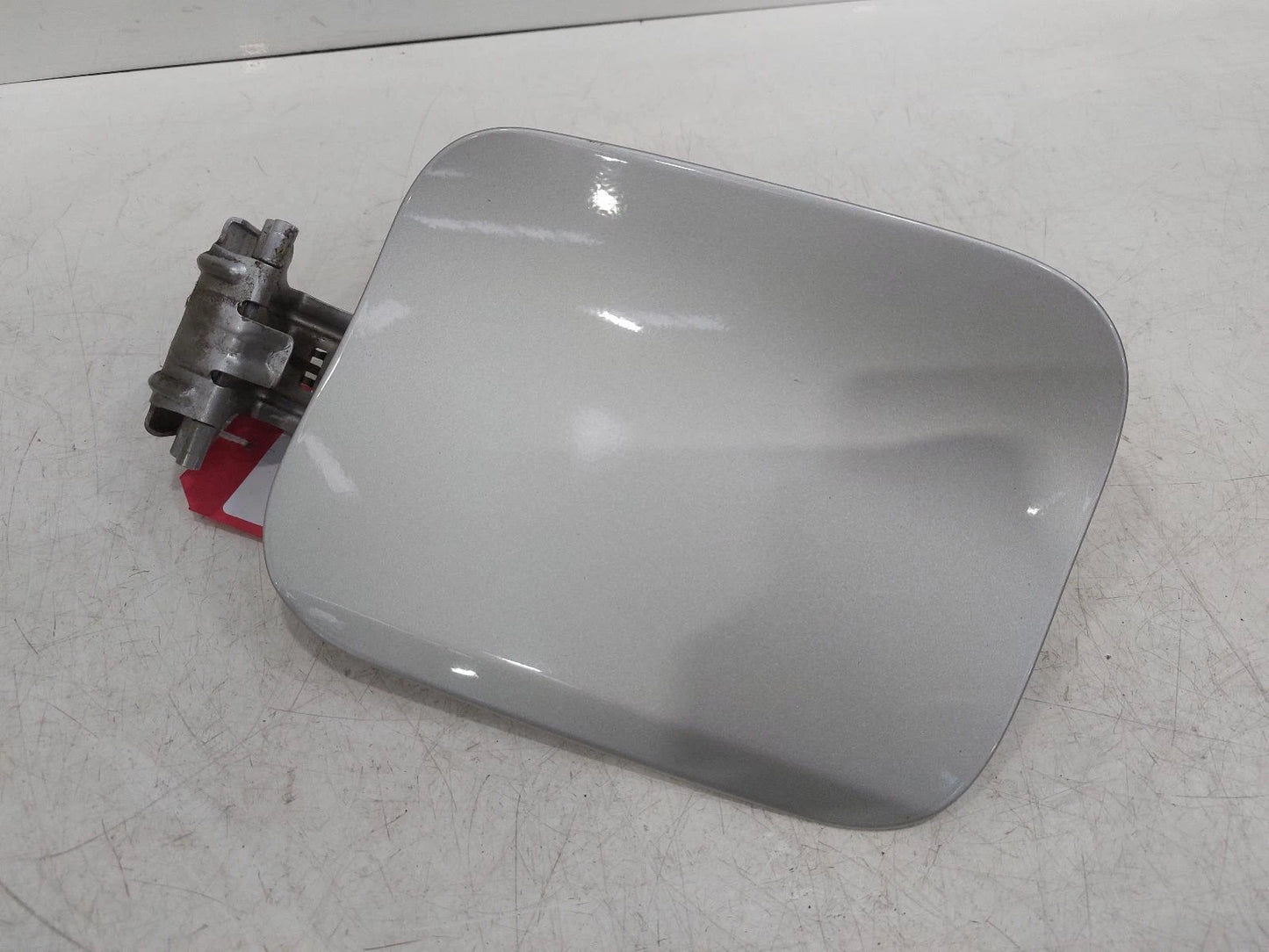 Toyota Prius 1798 Petrol Silver Fuel Filler Flap w/ Tank Cap 