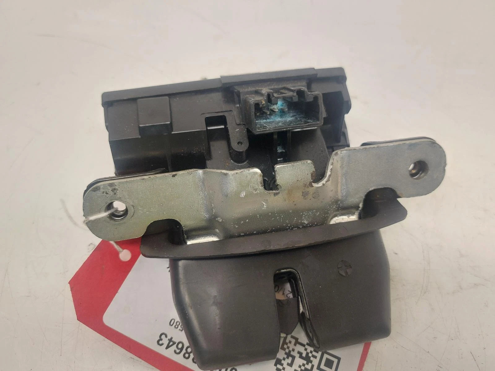 Ford Fiesta Mk7 Tailgate Lock Assembly 