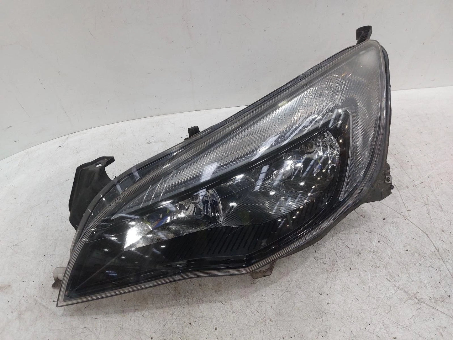 Opel Astra Mk6 N/S Passengers Left Front Headlight Headlamp 