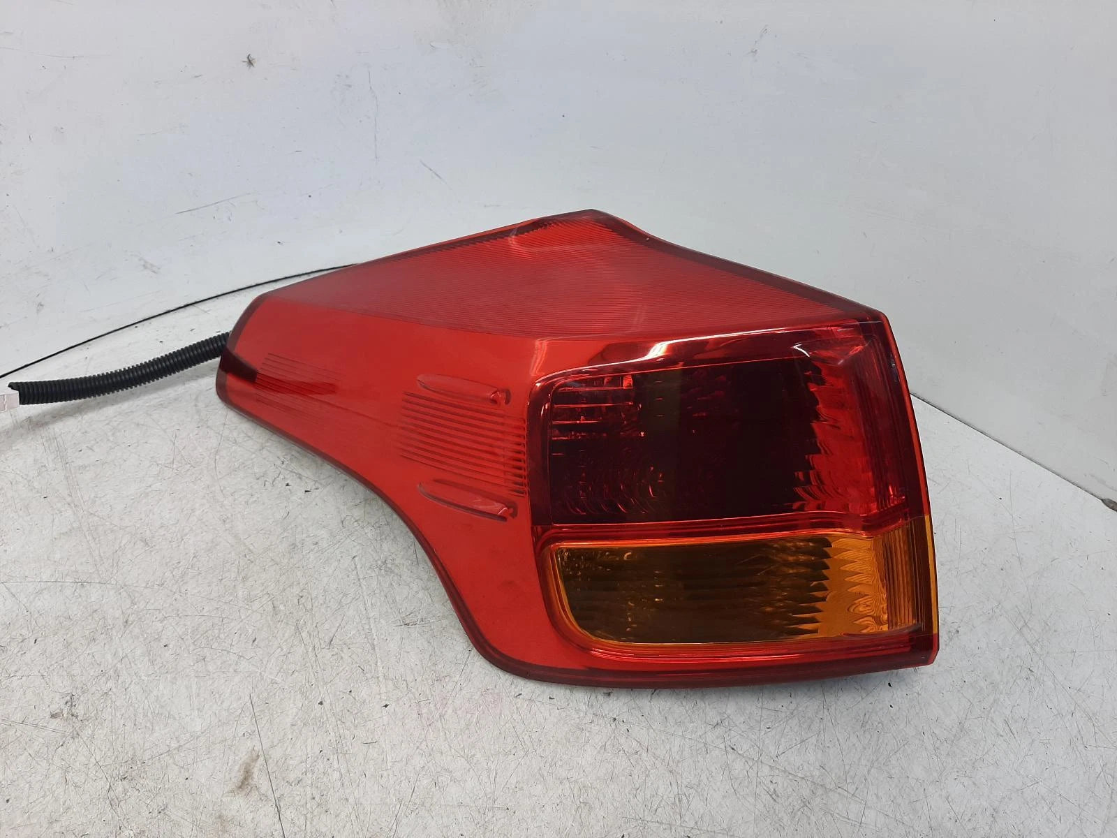 Toyota Rav Mk4 N/S Passengers Left Rear Taillight Tail Light 