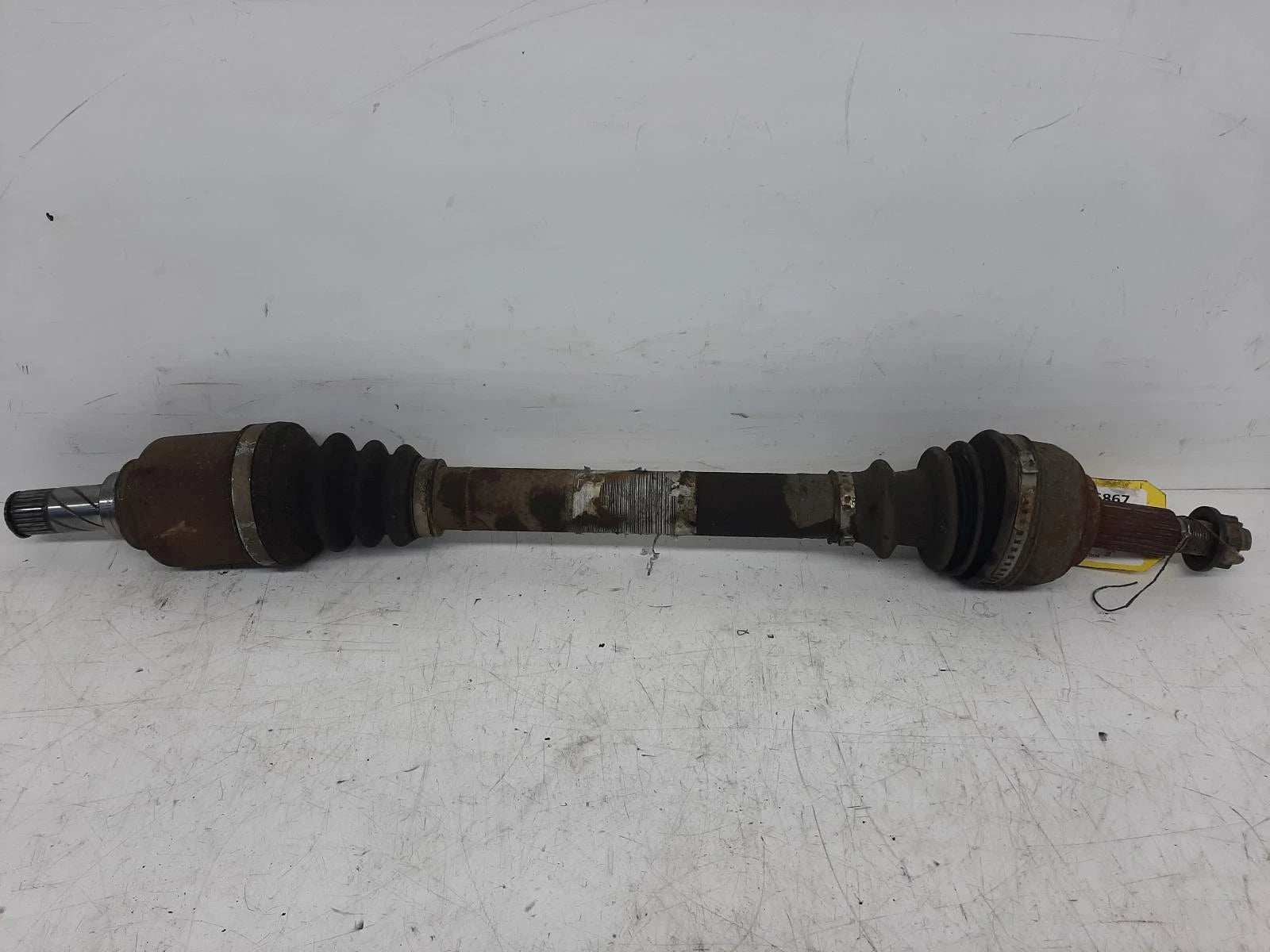 Renault Scenic Ii 1.6L Petrol Passengers Left Front Driveshaft with ABS 