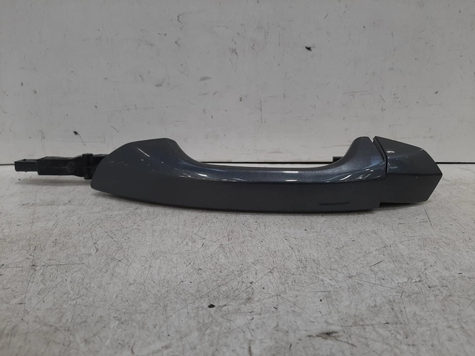 Audi E-Tron Mk1 N/S Left Front Exterior DOOR HANDLE 