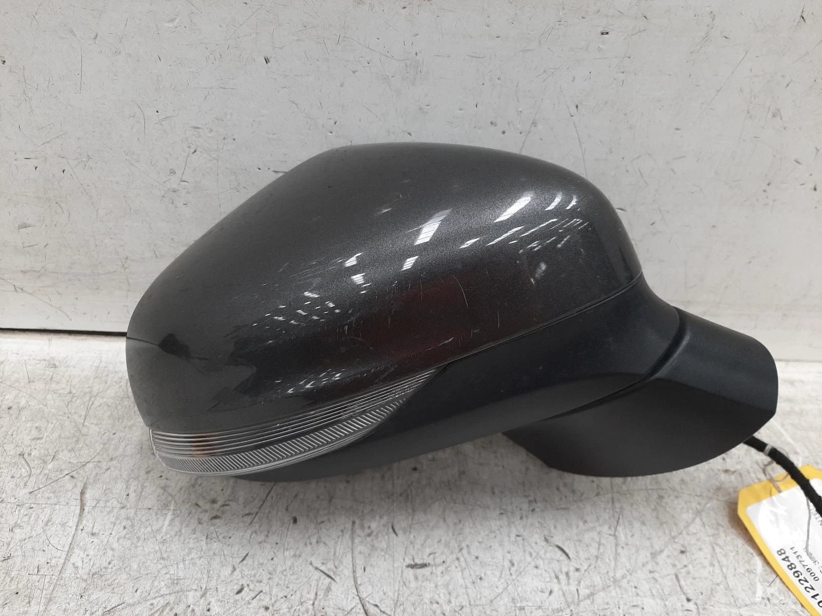 Ford Fiesta Mk8 Grey O/S Drivers Right Door Wing Mirror 