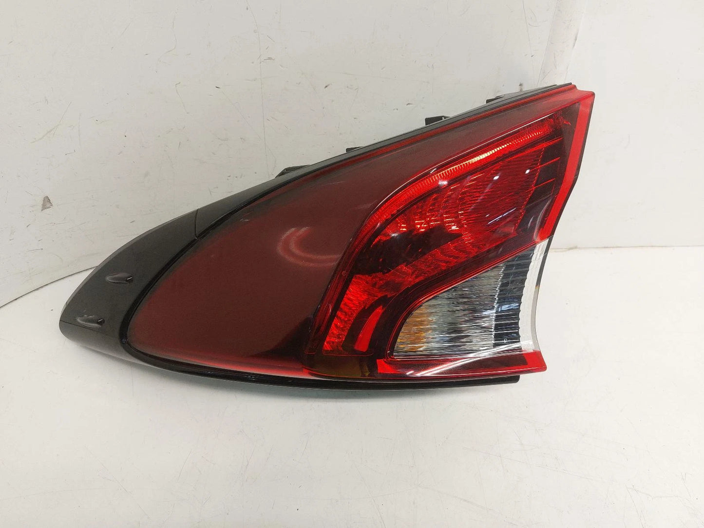 Toyota C-Hr Mk1 Outer O/S Drivers Right Rear Taillight Tail Light 