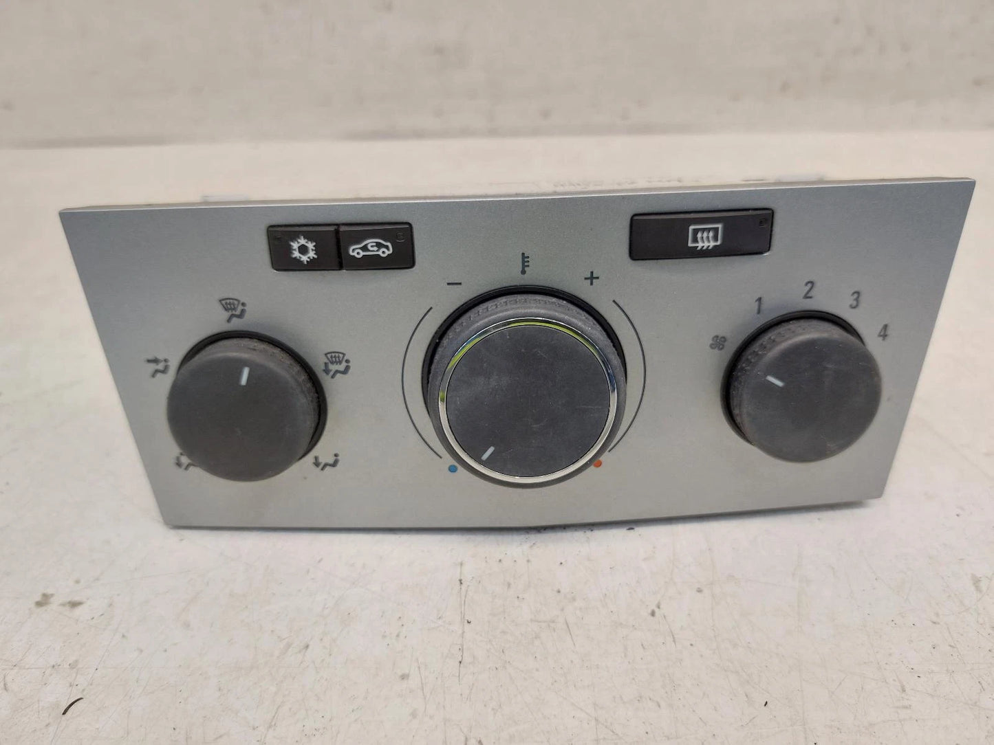 Opel Astra Heater Control Switch 