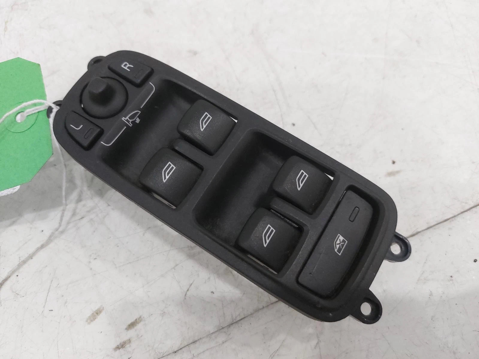 Volvo V60 Mk1 Front Right Master Window Switch 31343102 
