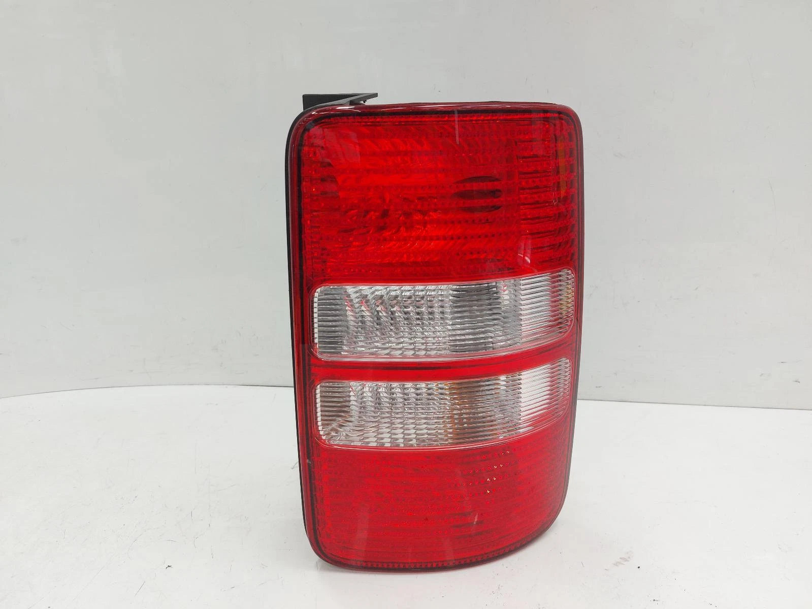 Volkswagen Caddy Mk3 O/S Drivers Right Rear Bulb Taillight Tail Light 