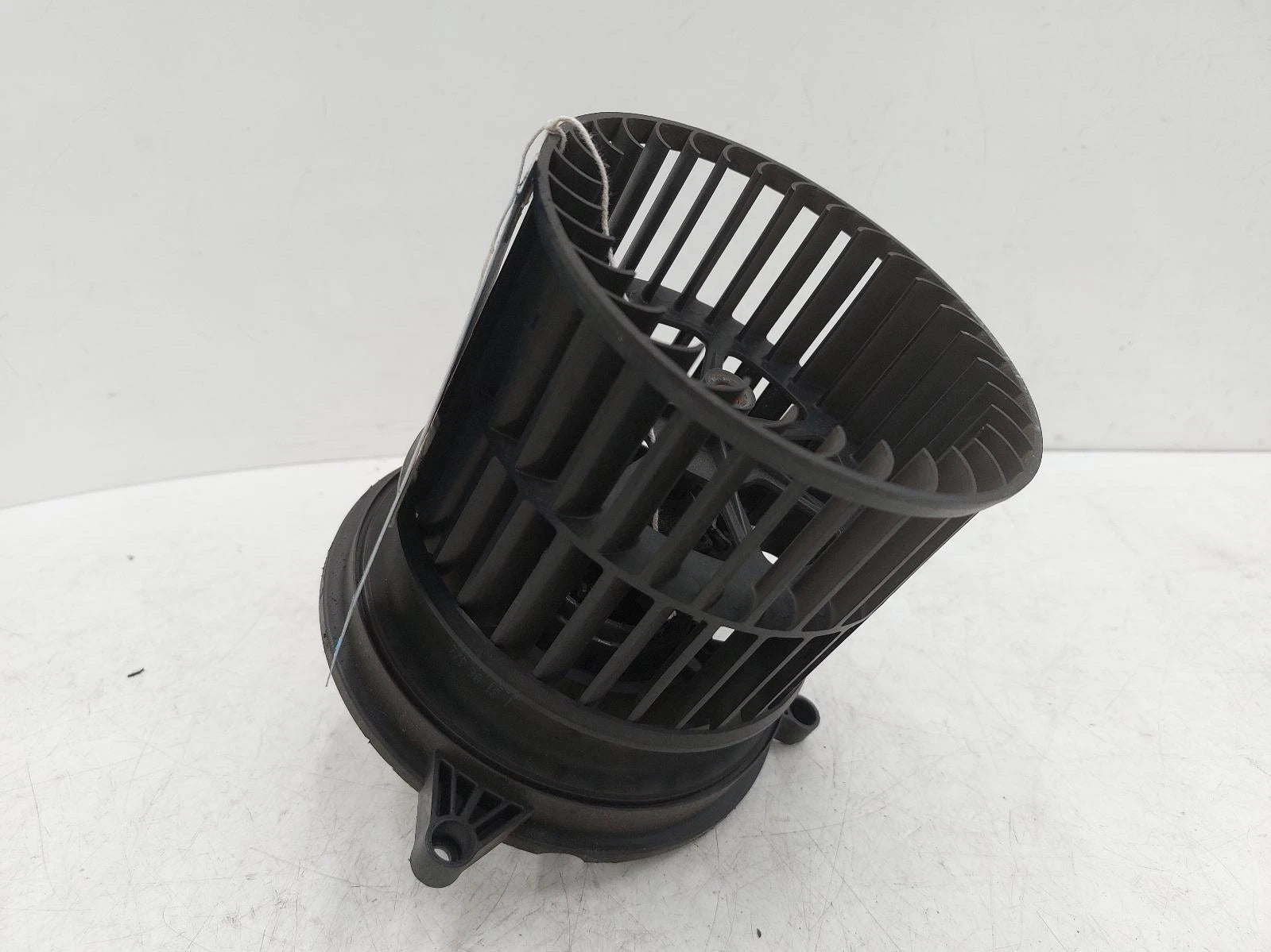 Ford Fiesta 1.2L Petrol Heater Blower Fan Assembly 