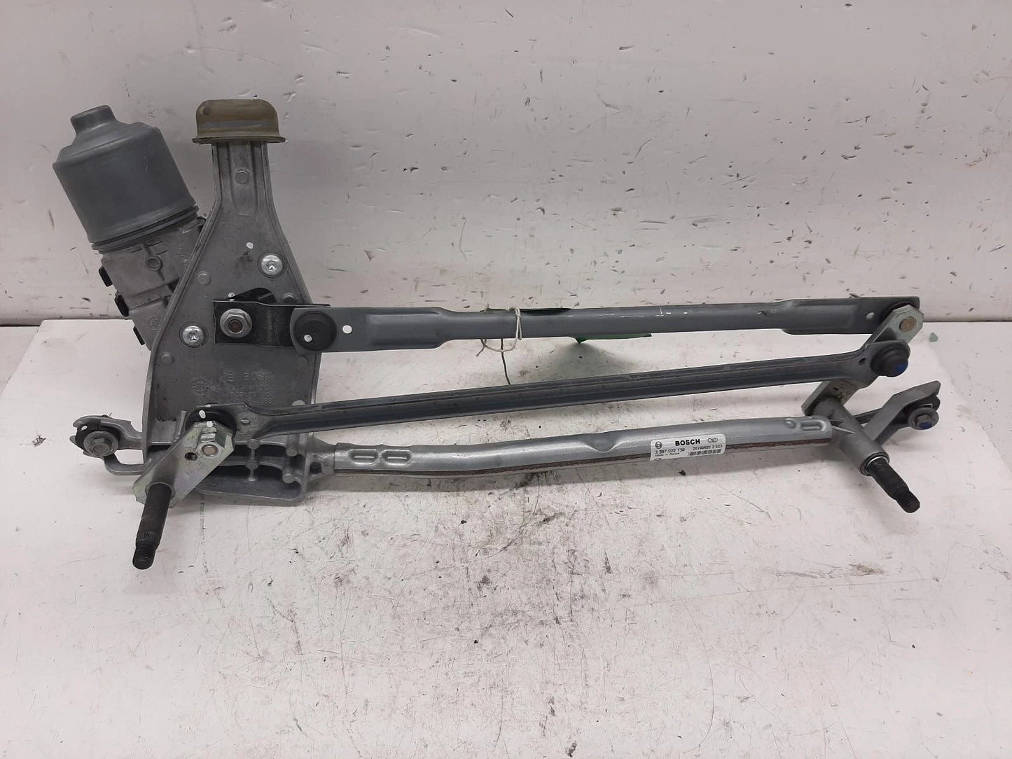 Peugeot PEUGEOT 2008 Bosch Front Wiper Motor With Linkage 0 390 241 578 