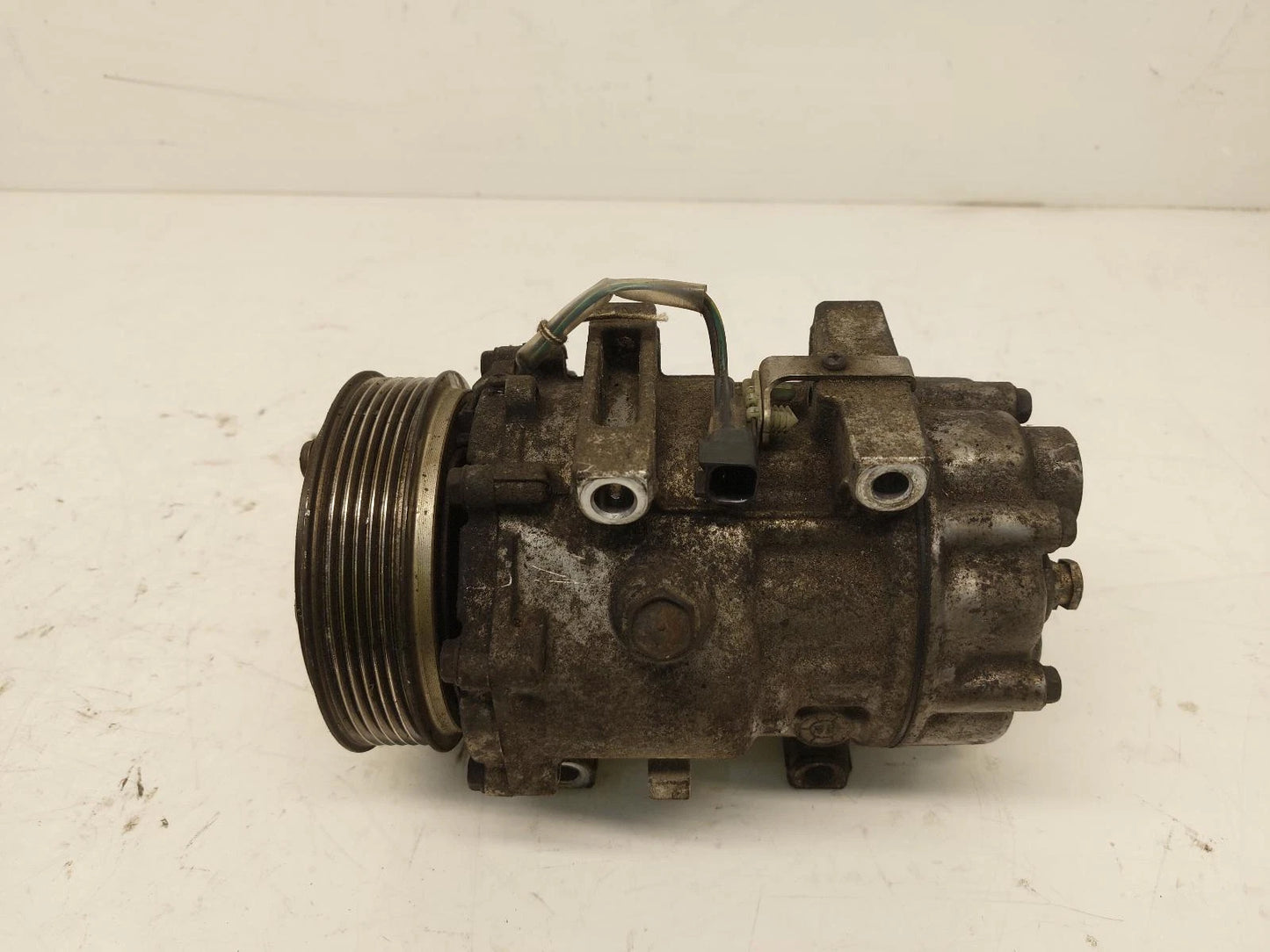 Volvo V50 Mk2 AIR CON A/C COMPRESSOR PUMP 