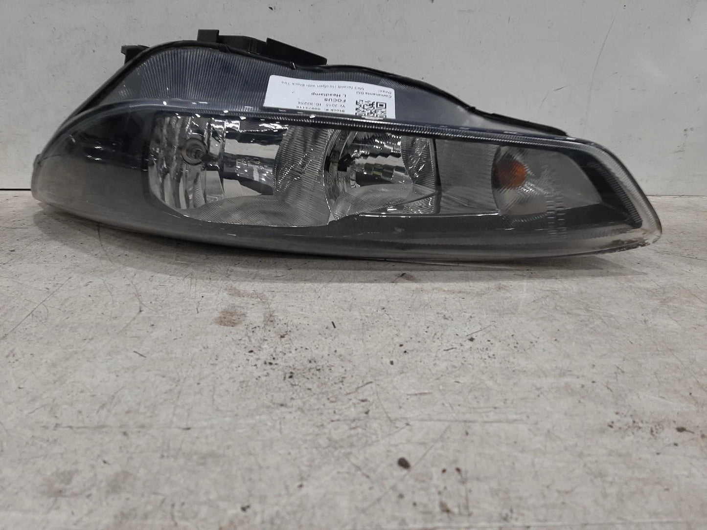 Ford Focus Mk3 N/S Passengers Left Front Headlight Headlamp 
