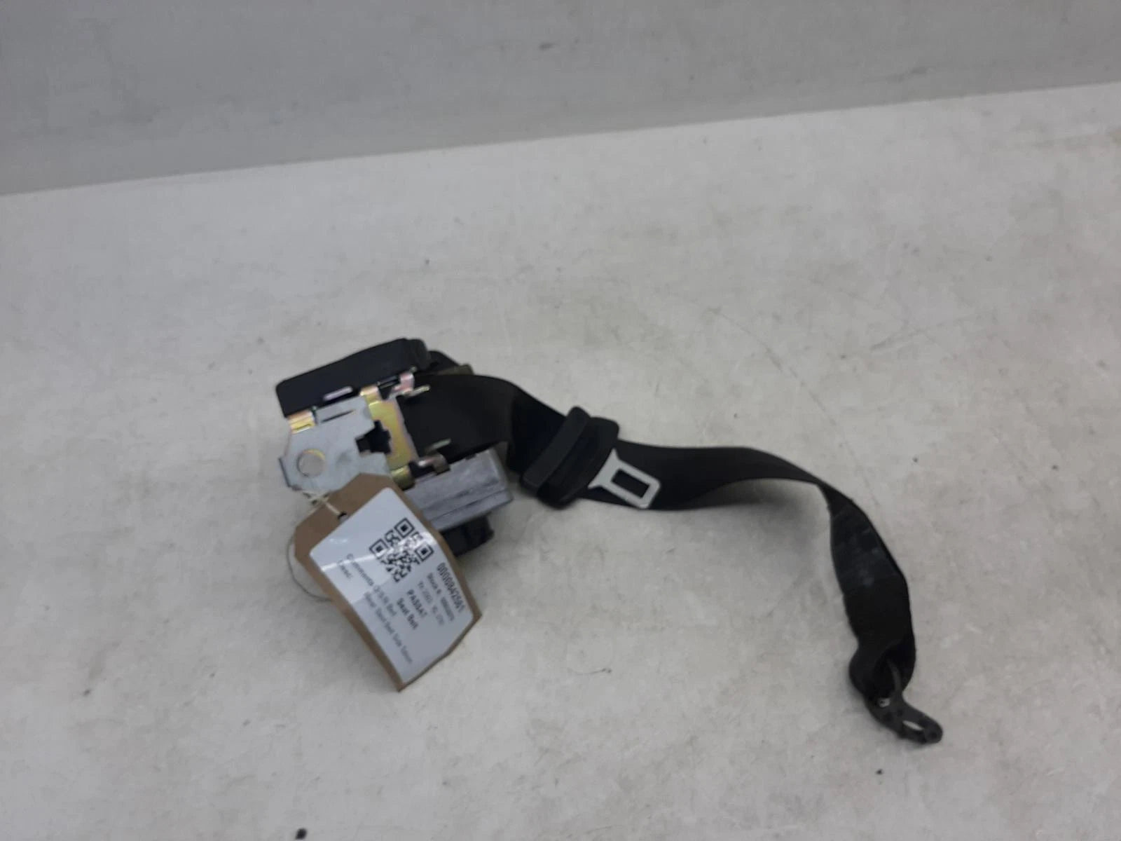 Volkswagen Passat Saloon Rear Right Seat Belt 