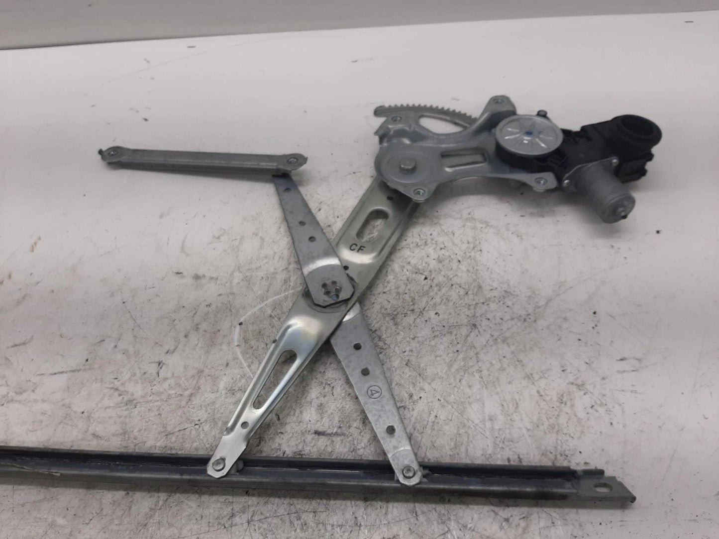 Toyota Prius Plus Window Regulator Front Drivers Side 