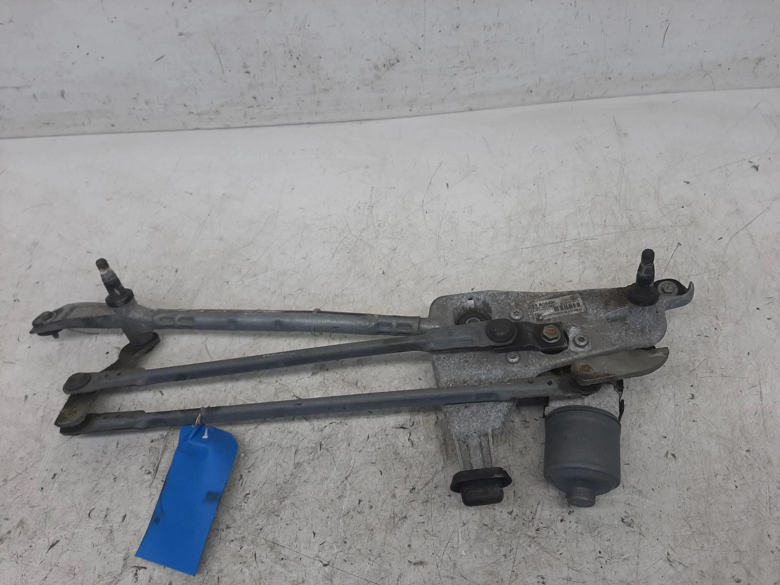 Peugeot 308 Mk2 (T9) Bosch Front Wiper Motor With Mechanism 