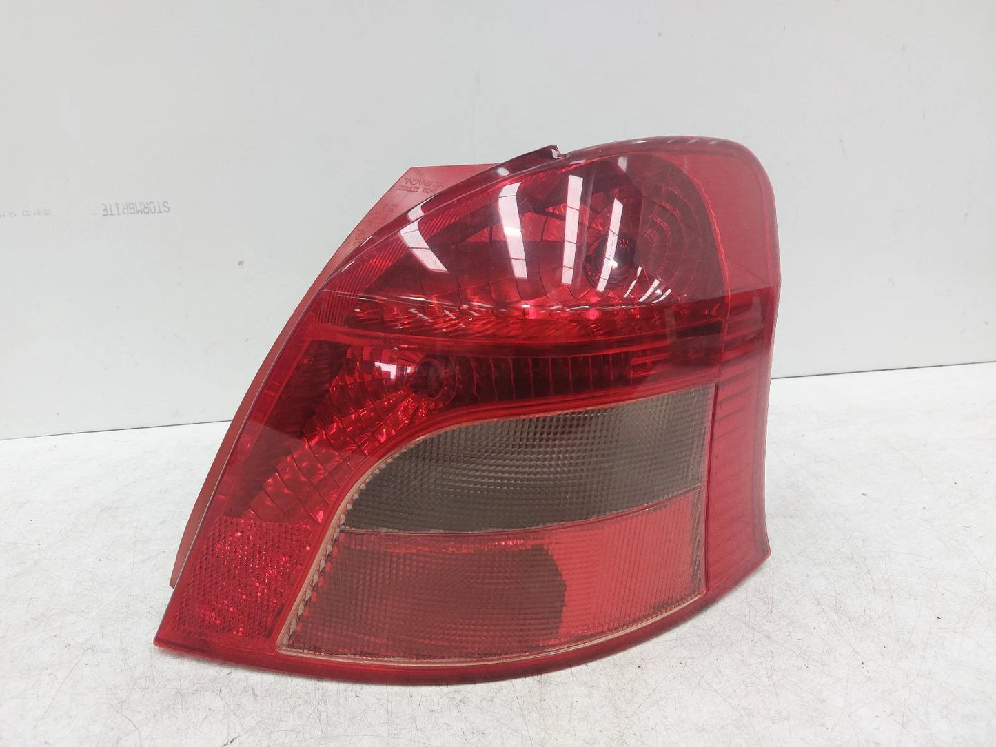 Toyota Yaris Mk2 (XP90) O/S Drivers Right Rear Taillight Tail Light 