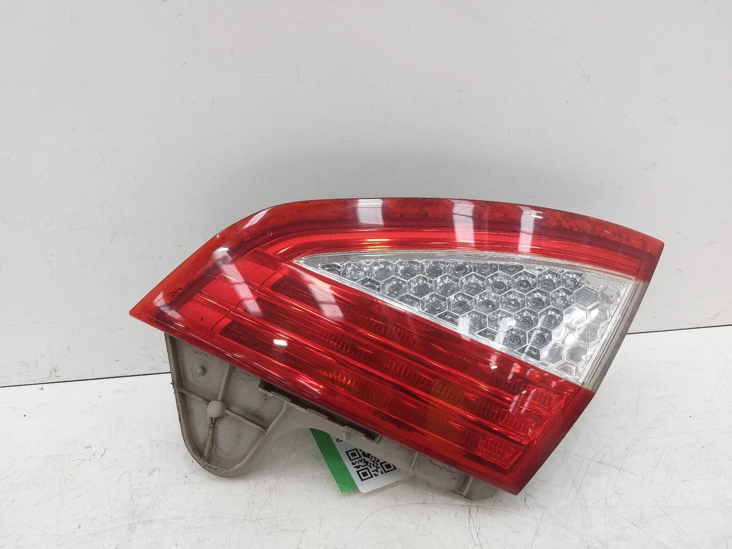 Ford Mondeo Mk4 O/S Drivers Right Rear Inner Taillight Tail Light 