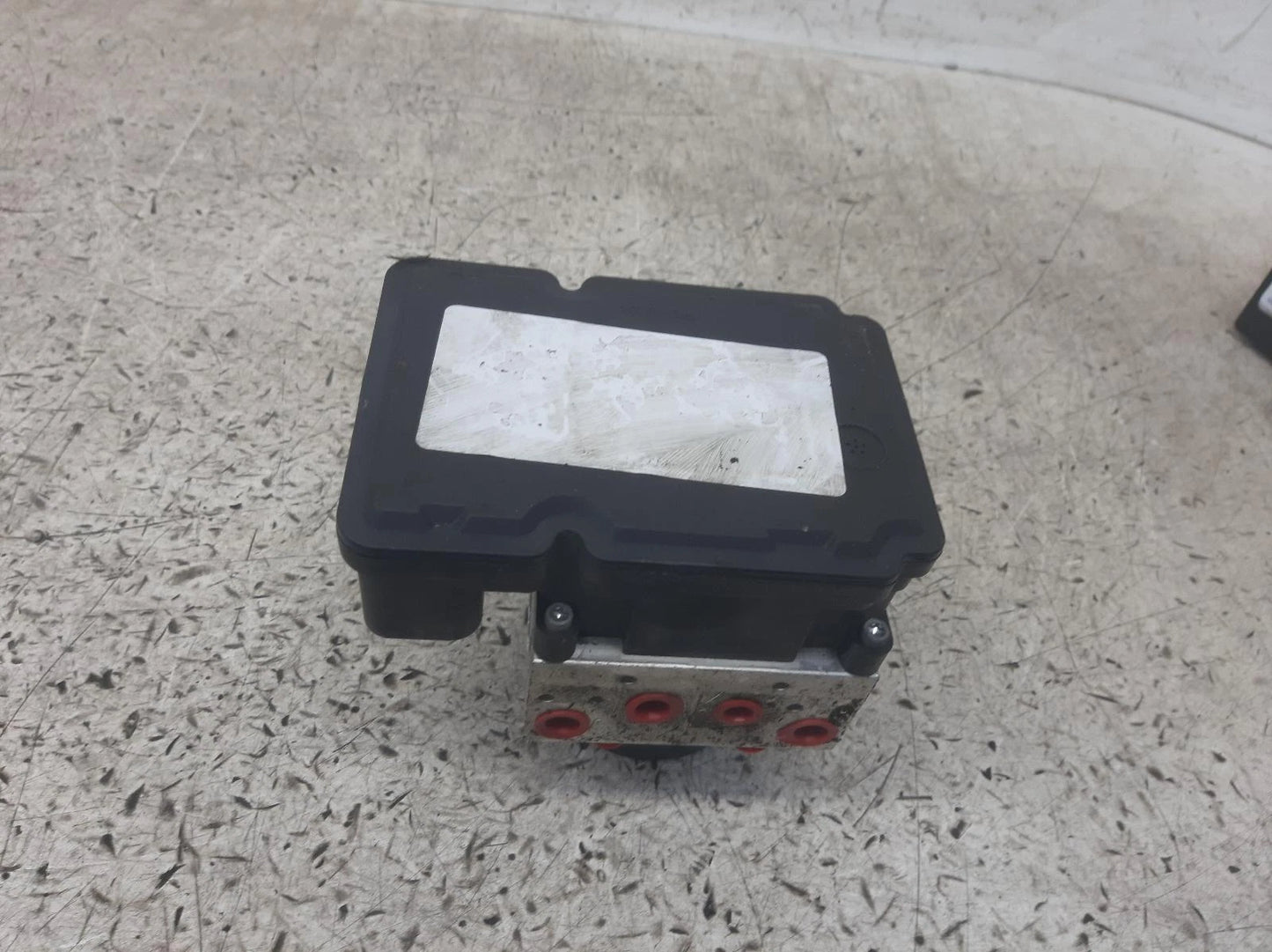 Volvo V70 2.0L Diesel Abs Pump/Modulator 