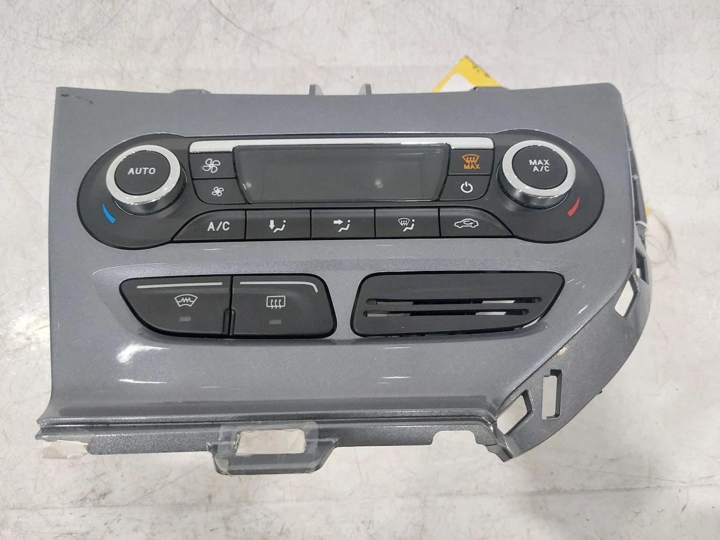 Ford Focus Heater Control Switch 