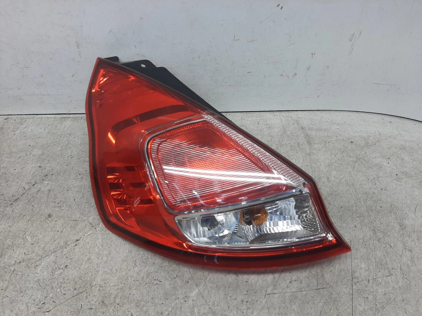 Ford Fiesta Mk7 Facelift N/S Passengers Left Rear LED Taillight Tail Light 