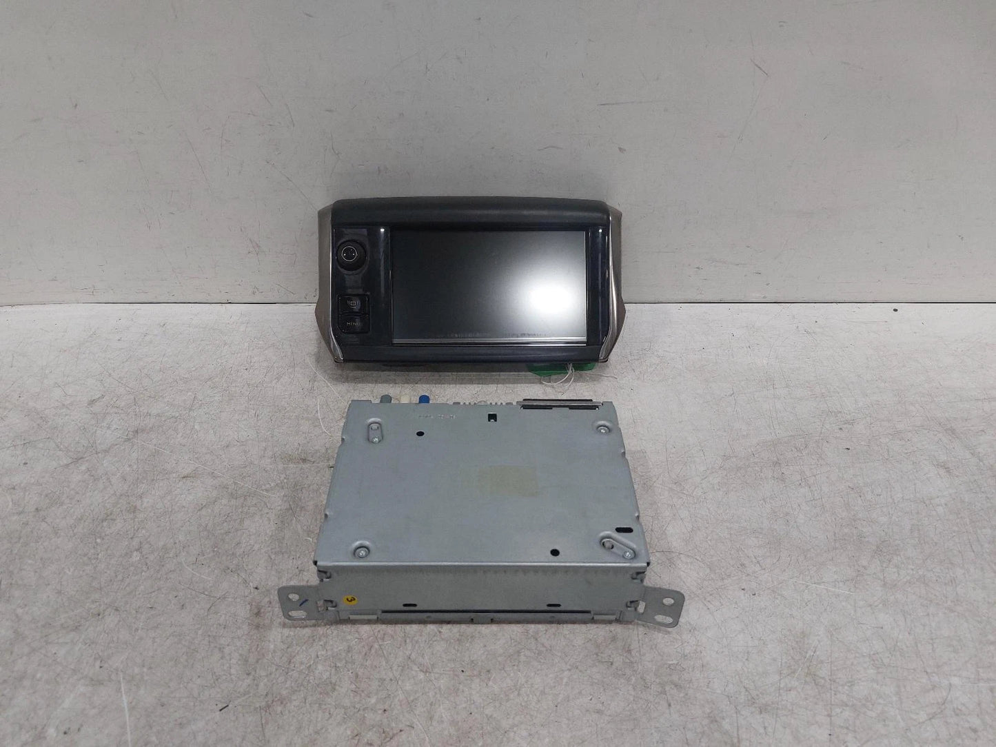 Peugeot 208 Mk1 OE SAT. NAV. UNIT Satellite Navigation Head Unit 