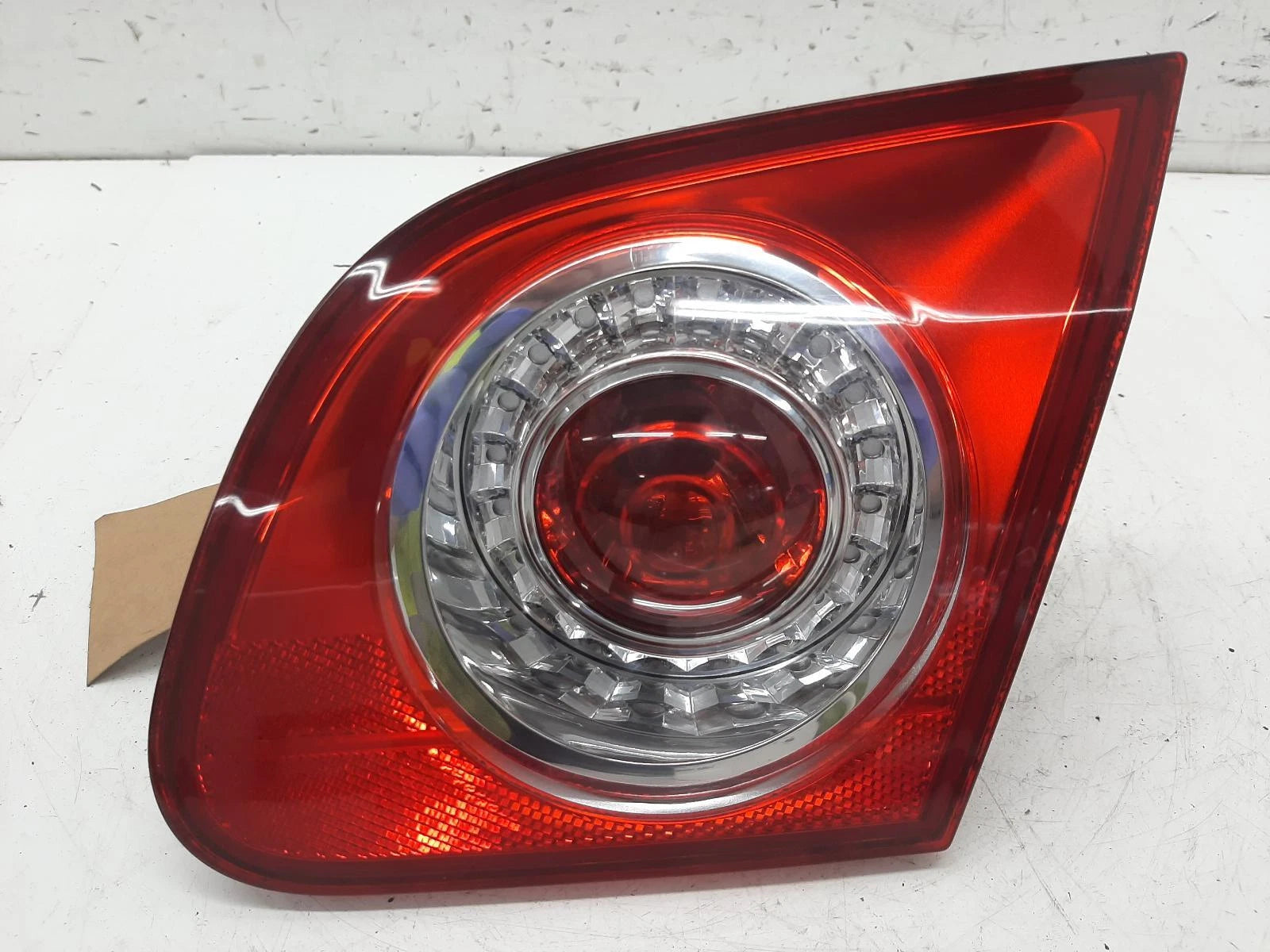 Volkswagen Passat B6 Drivers Right Rear LED Taillight Tail Light 