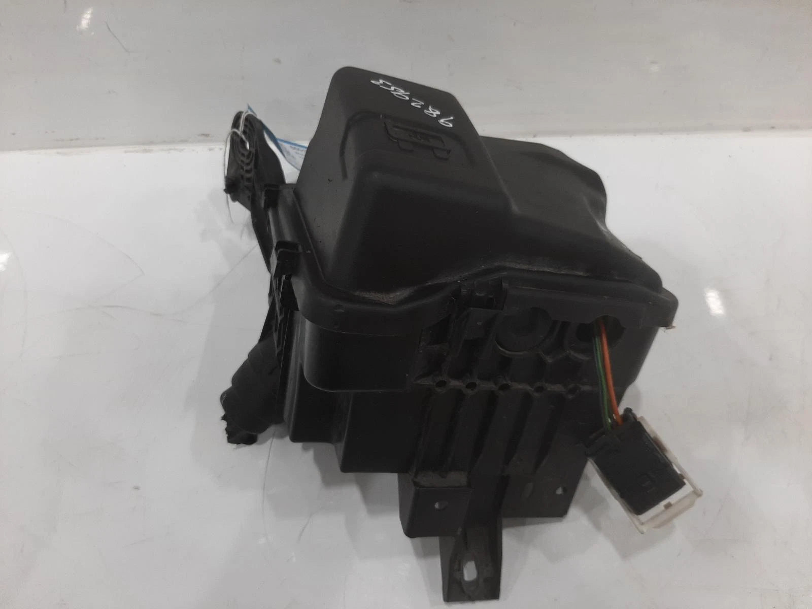 Peugeot 207 Mk1 Mk1 Engine Fuse Box 