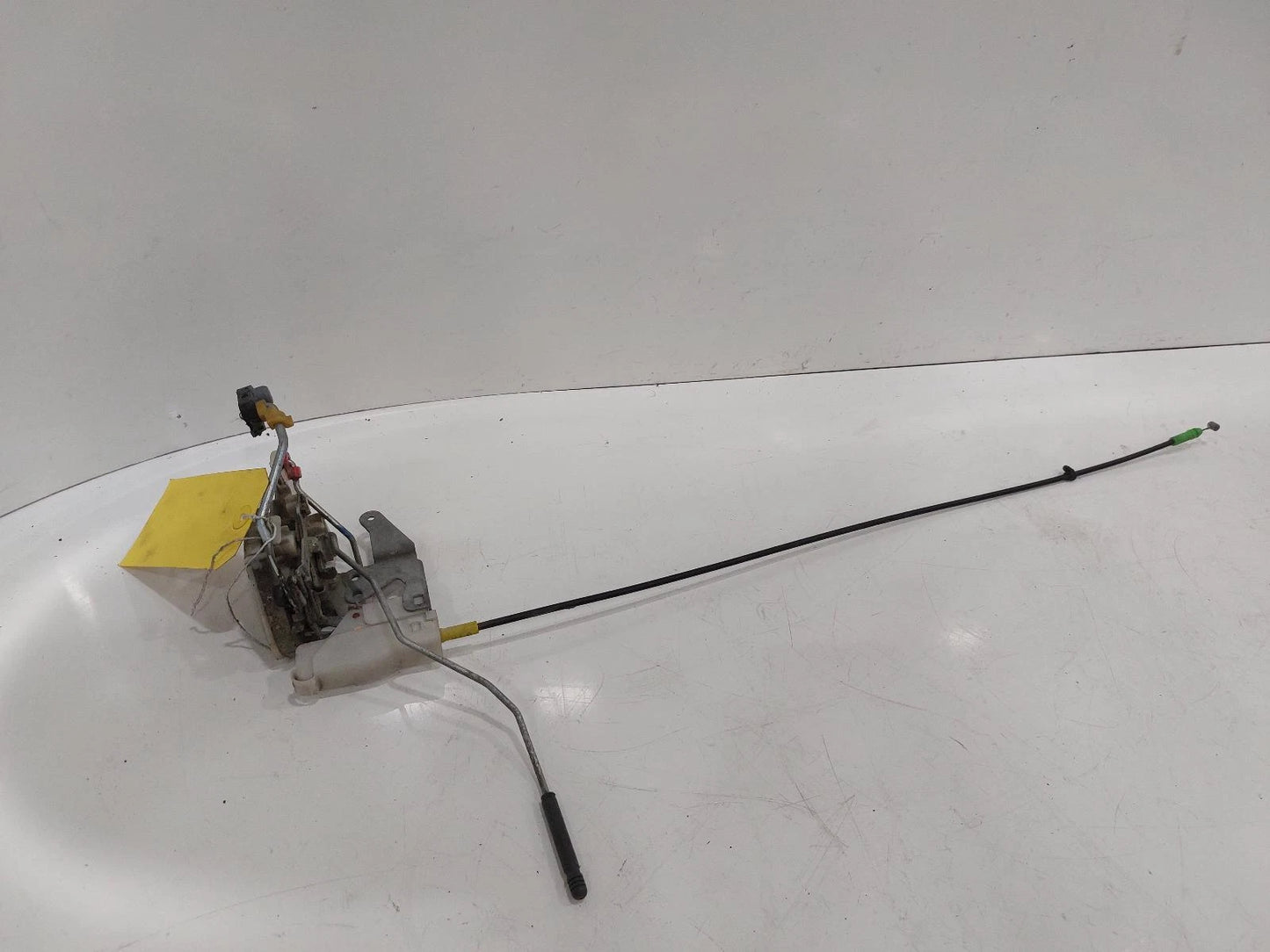 Peugeot 107 Mk1 N/S Left Front Door Lock Assembly 