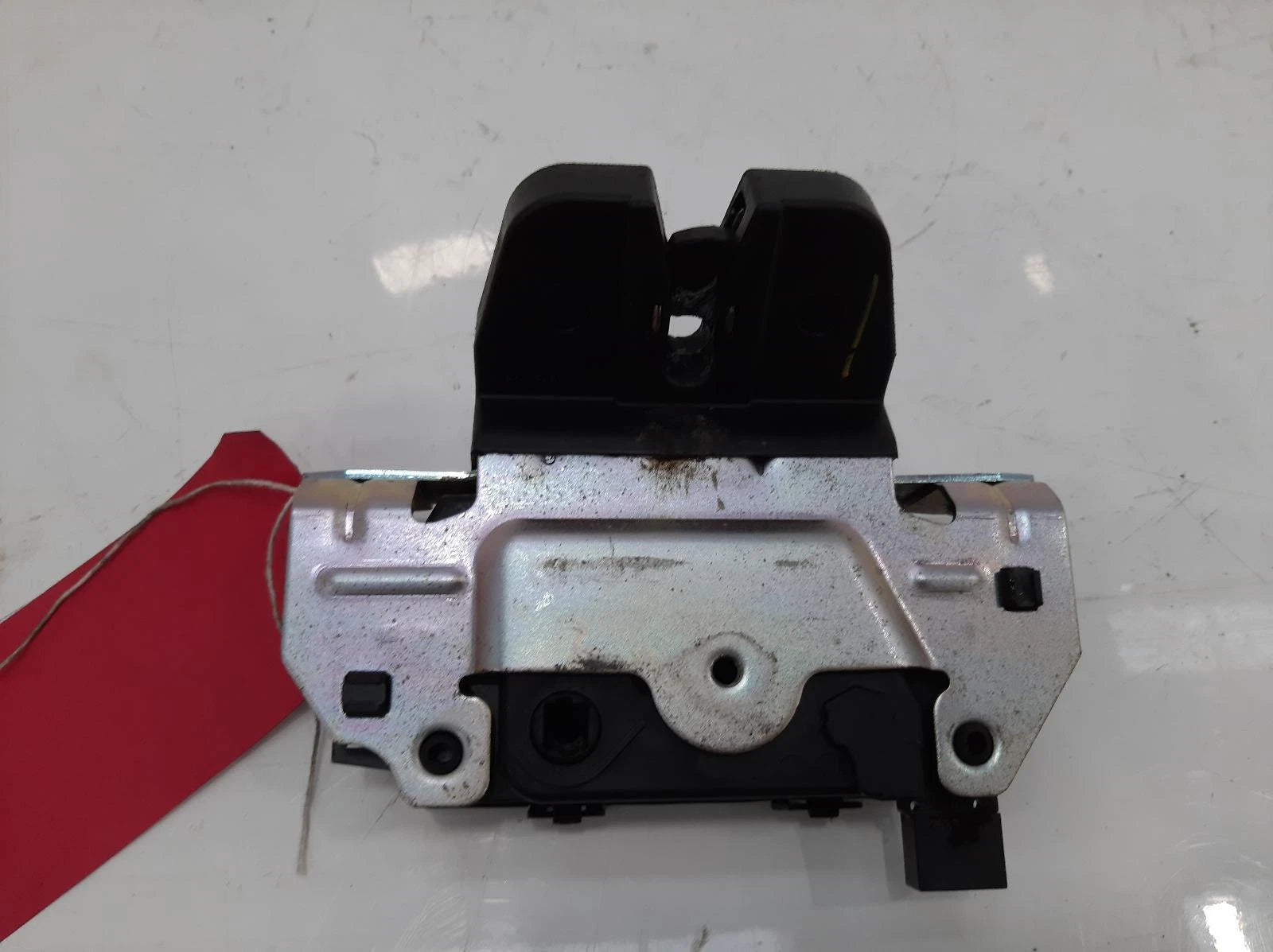 Opel Zafira (B) Tailgate Lock Assembly 