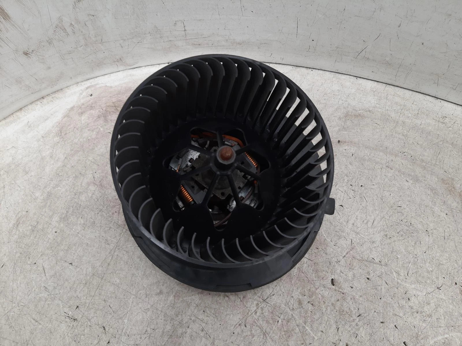 Audi A3 1.9L Diesel Heater Blower Fan Assembly 