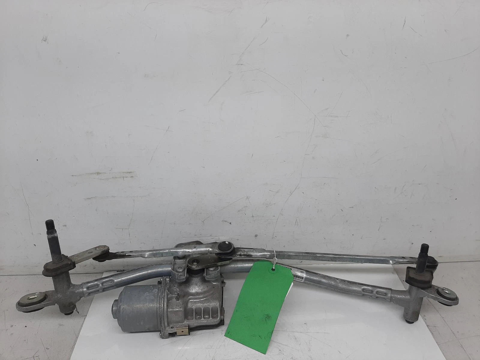 Volvo VOLVO XC40 Bosch Front Wiper Motor With Linkage 
