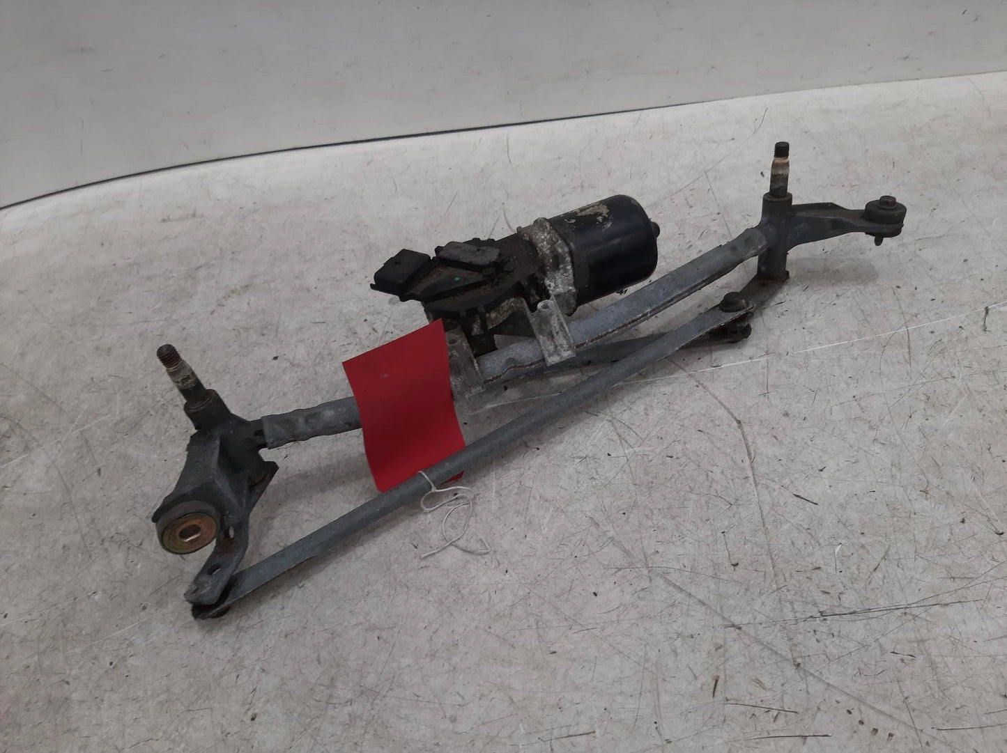 Renault Megane Front Wiper Motor With Linkage 
