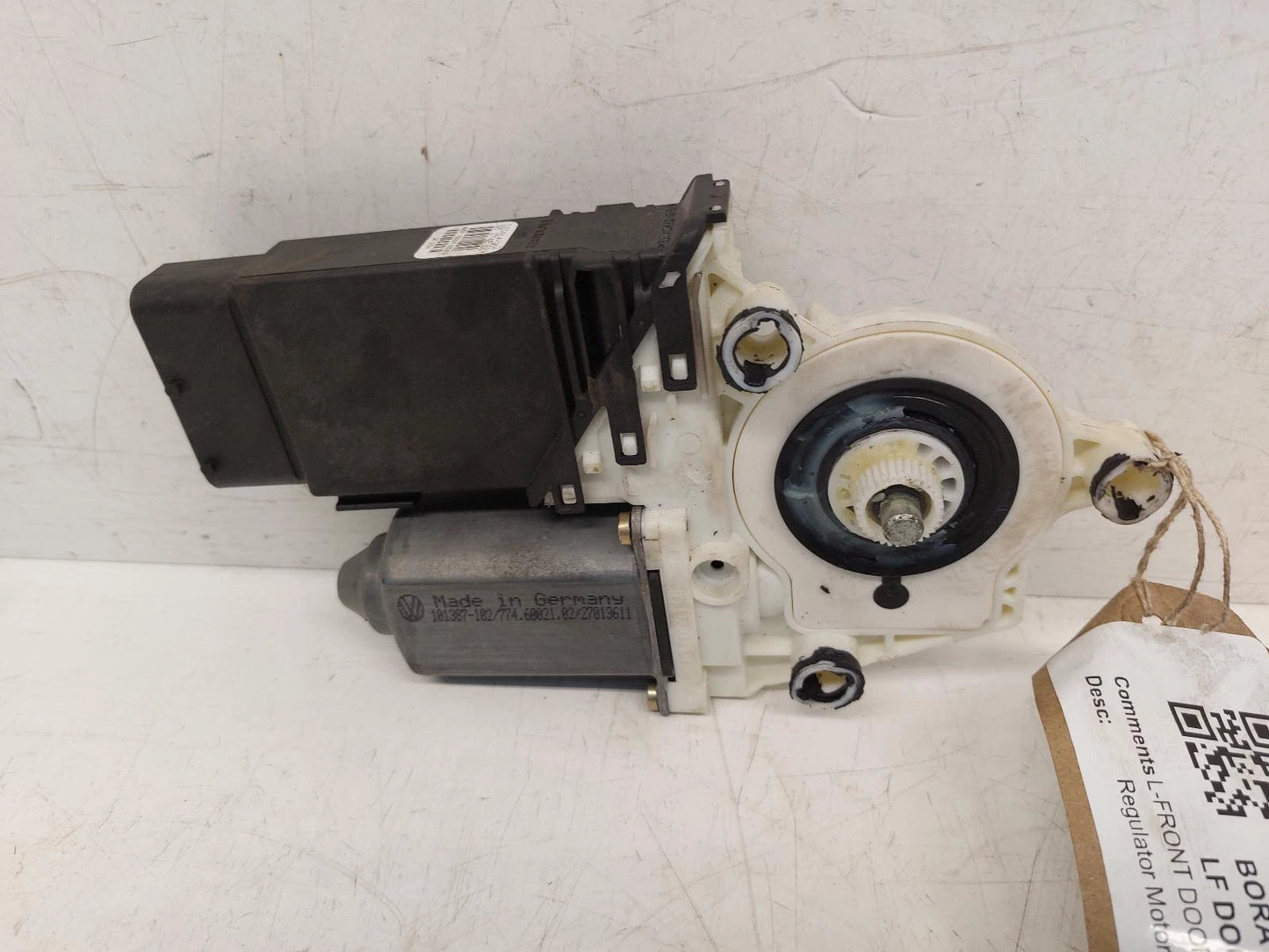 Volkswagen Bora Window Regulator Front Passengers Side 