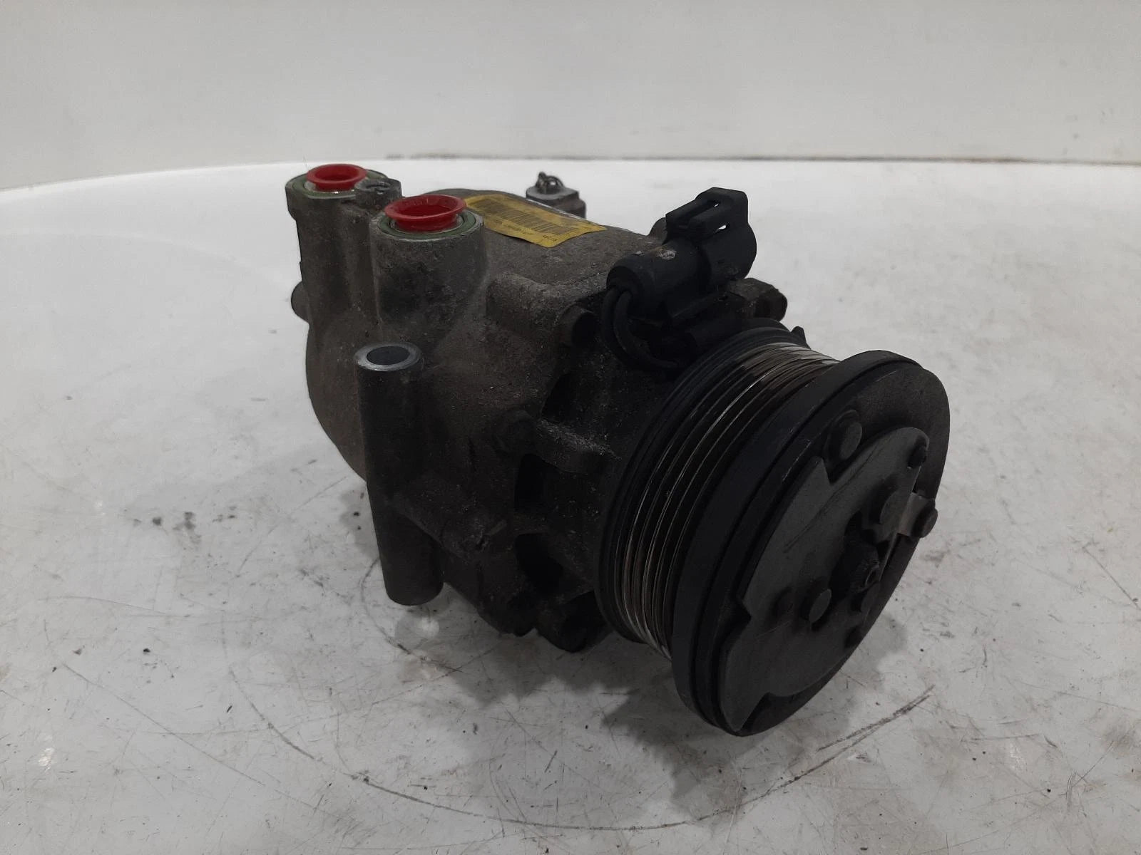 Ford Fiesta Mk7 AIR CON A/C COMPRESSOR PUMP 