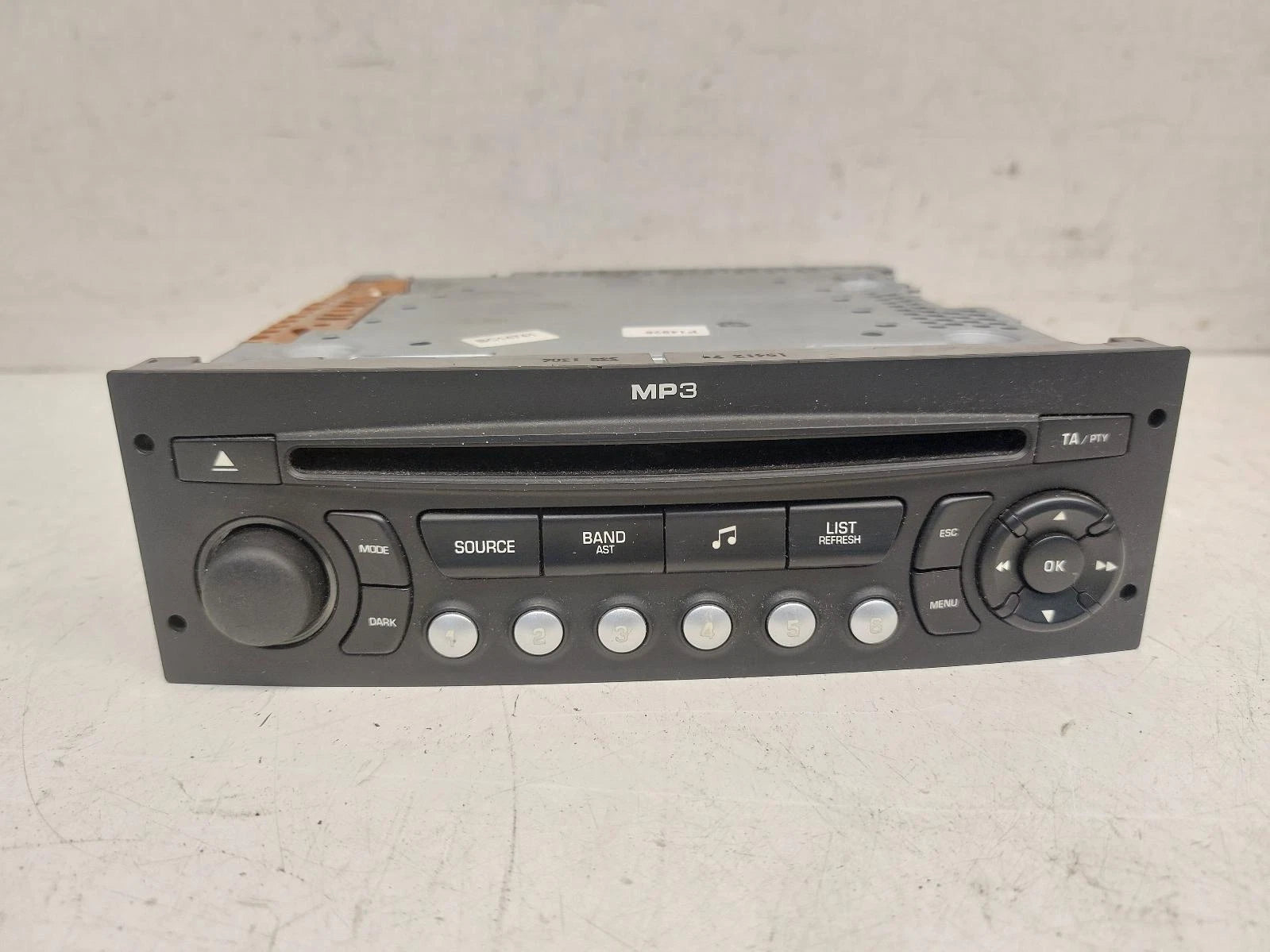 Peugeot 1007 Mk1 OEM Radio/CD/Stereo Head Unit No Code Available 