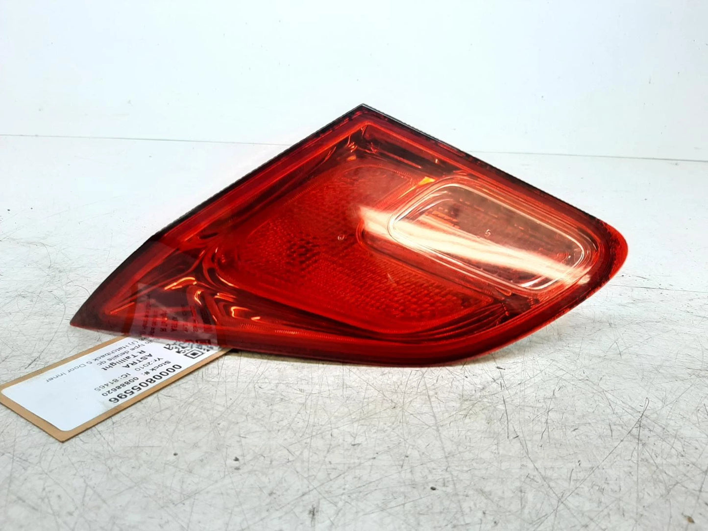 Opel Astra Inner Right Rear Taillight 