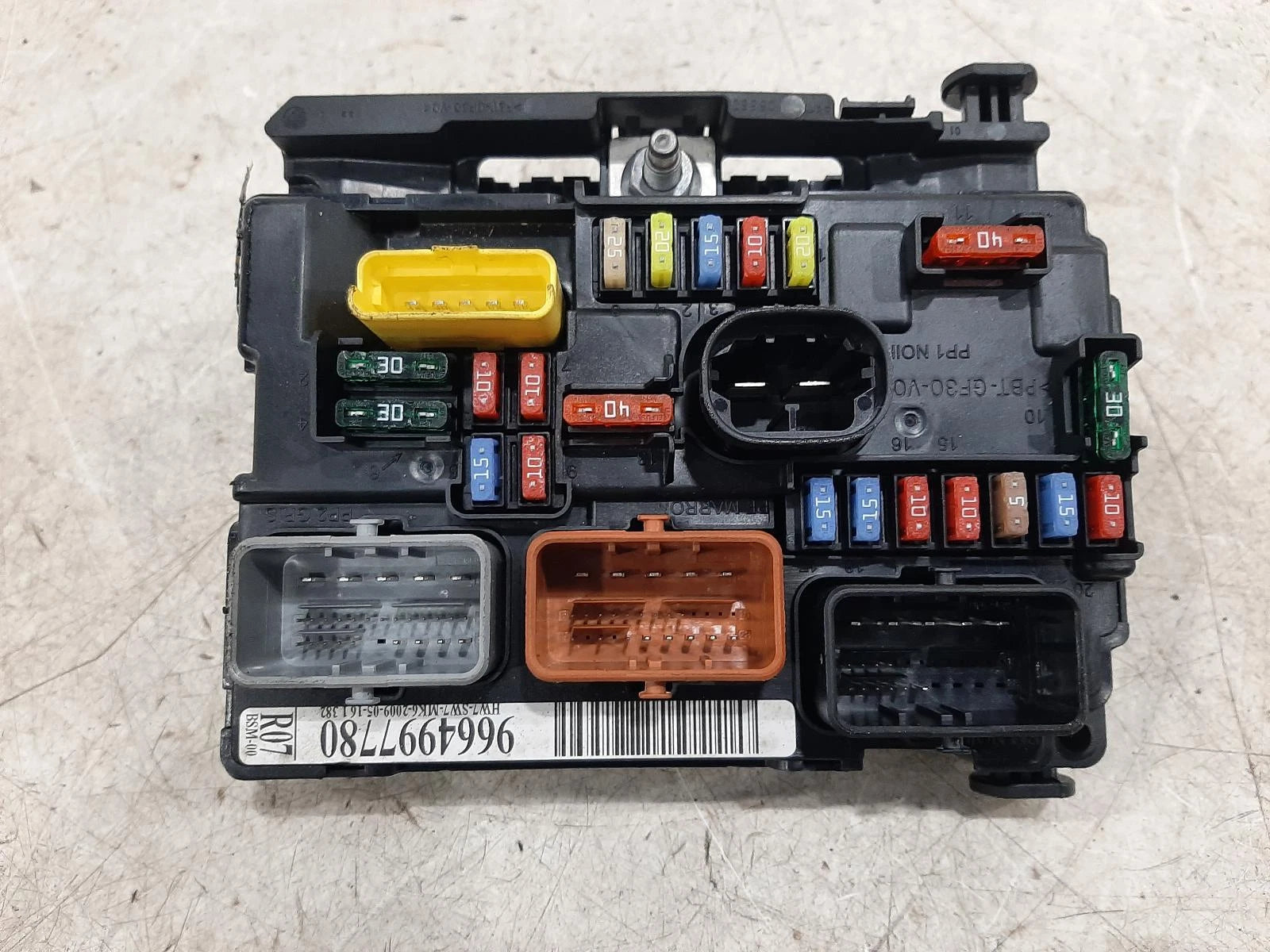 Peugeot 207 Mk1 Fuse Box 