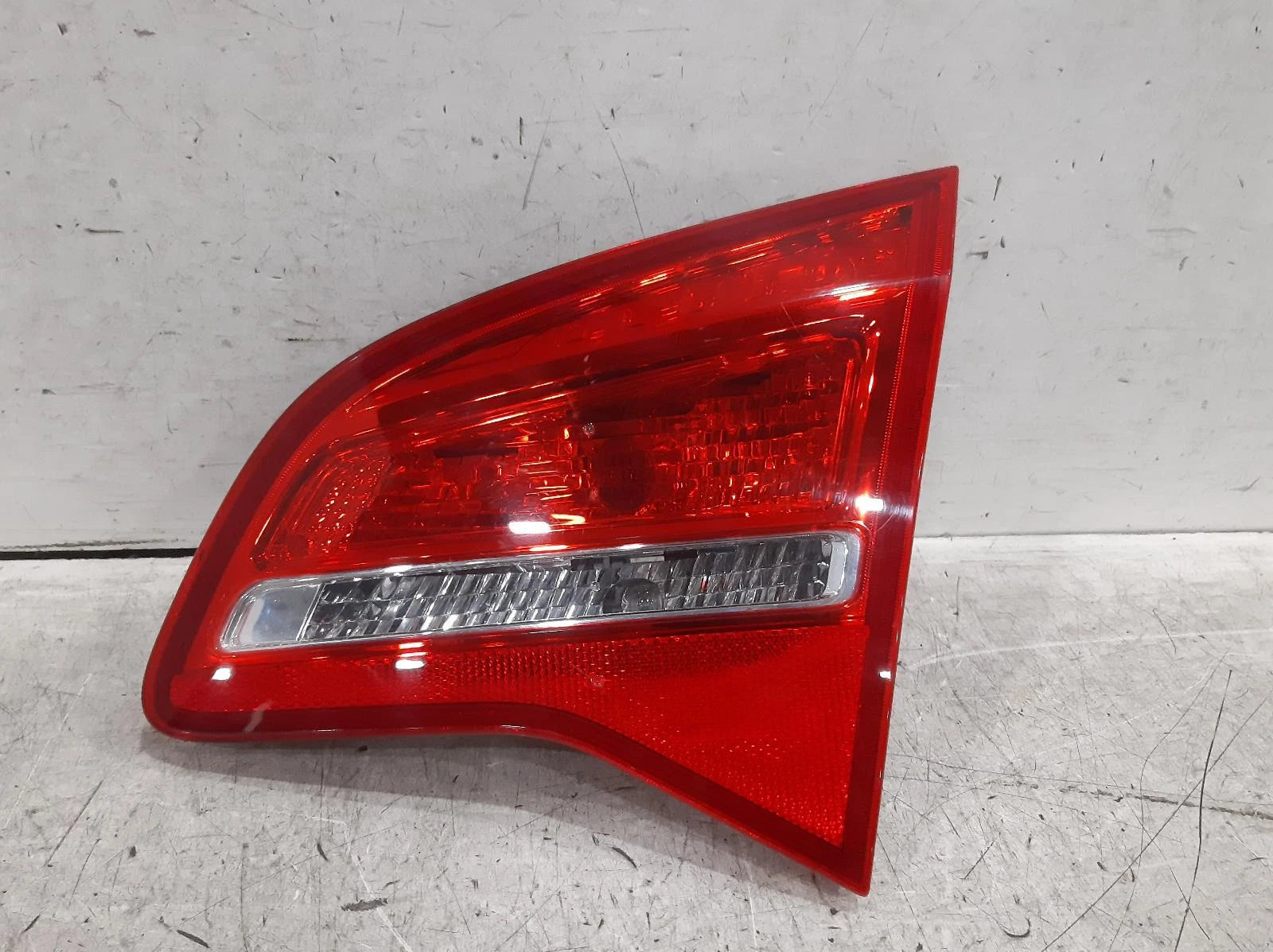 Opel Meriva Mk2 O/S Drivers Right Rear Bulb Taillight 