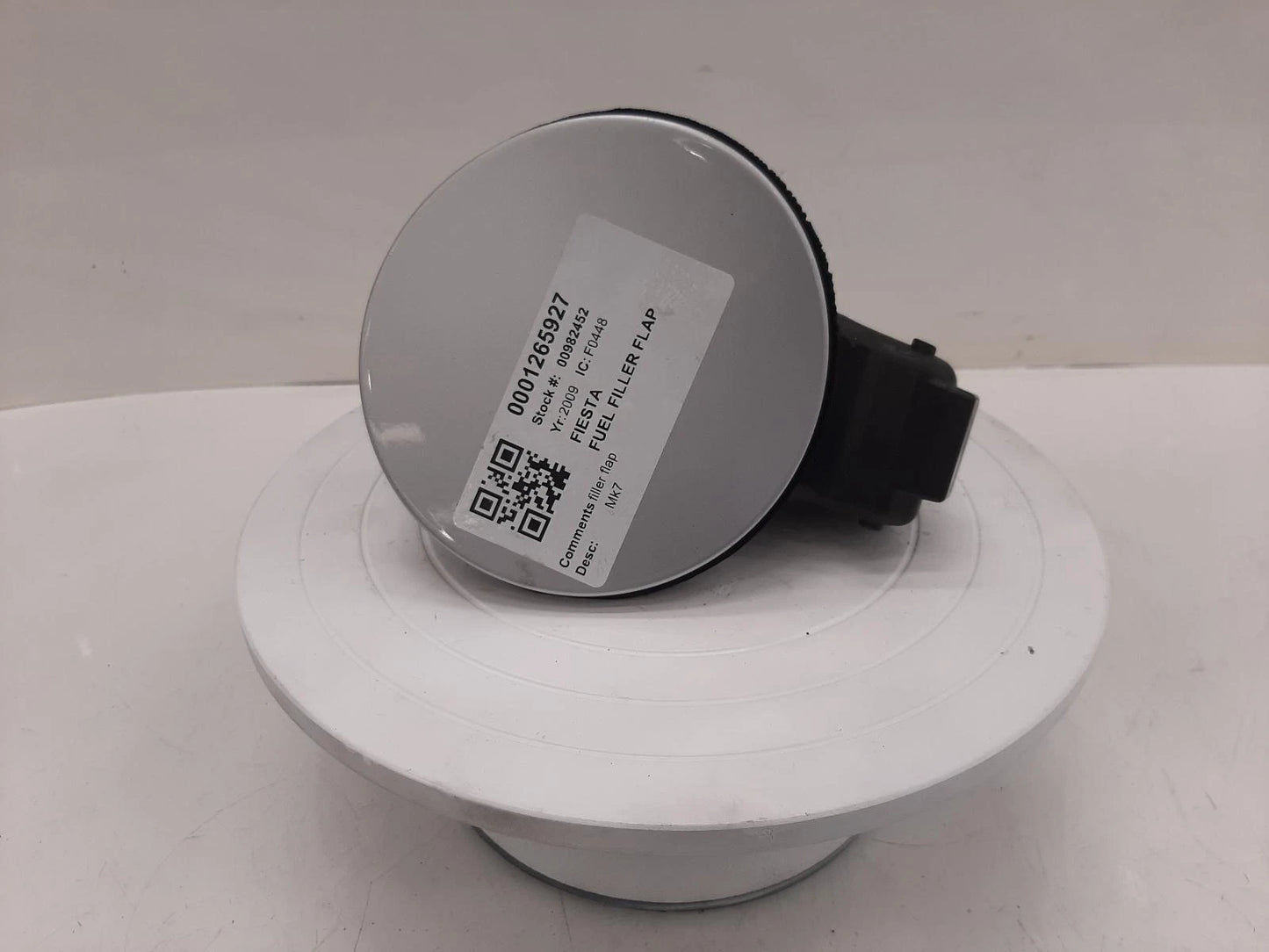 Ford Fiesta Mk7 Silver Fuel Filler Flap 