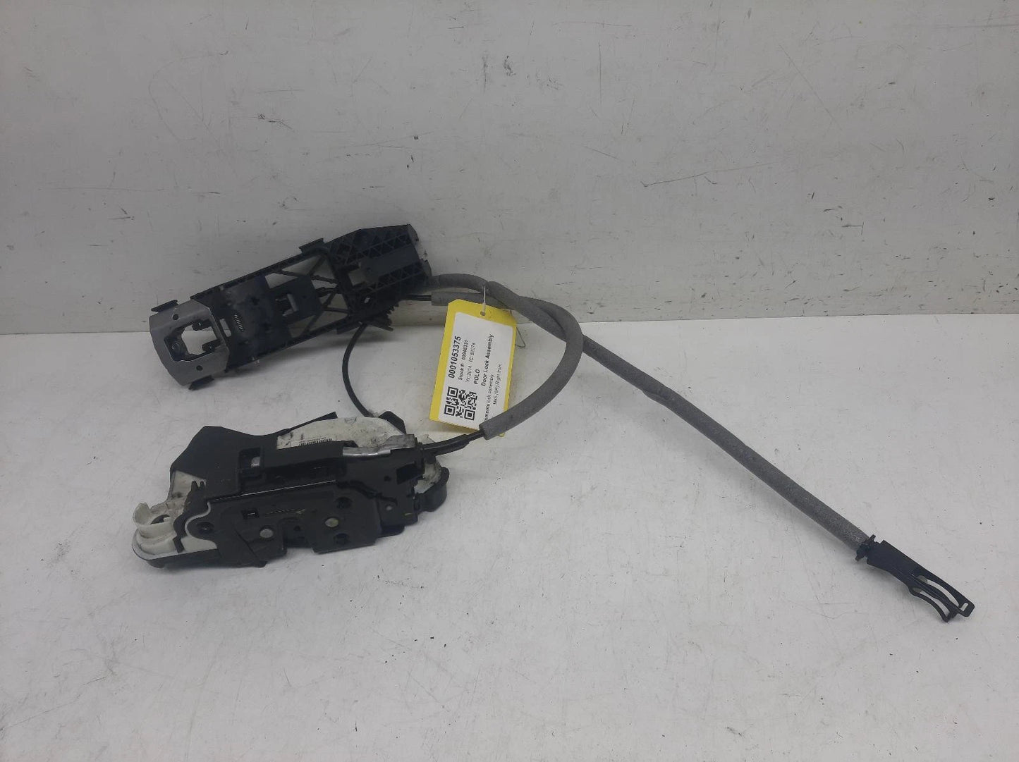 Volkswagen Polo Mk5 Front Right Door Lock Assembly 