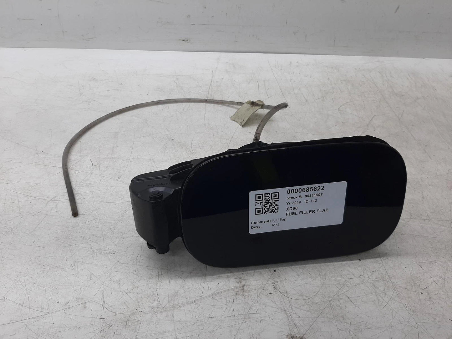 Volvo Xc60 Mk2 1969 Black Fuel Filler Flap 