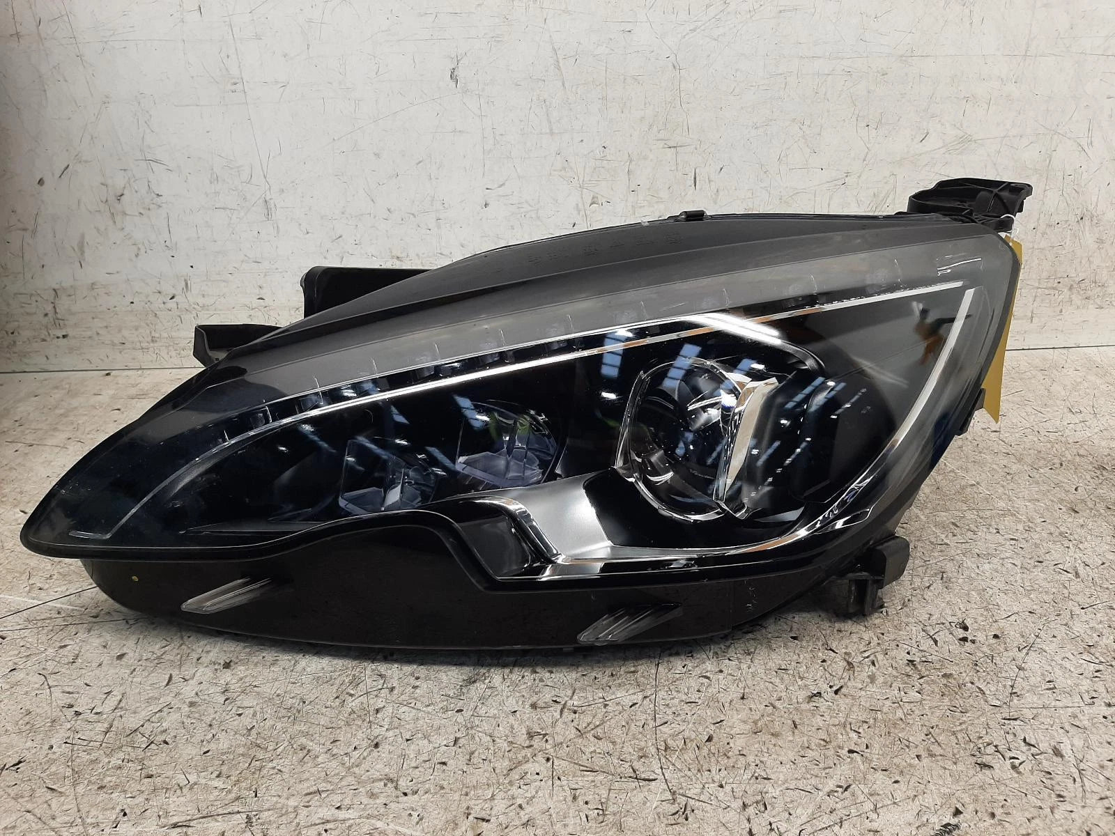 Peugeot 308 Mk2 N/S Passengers Left Front LED Headlight Headlamp 