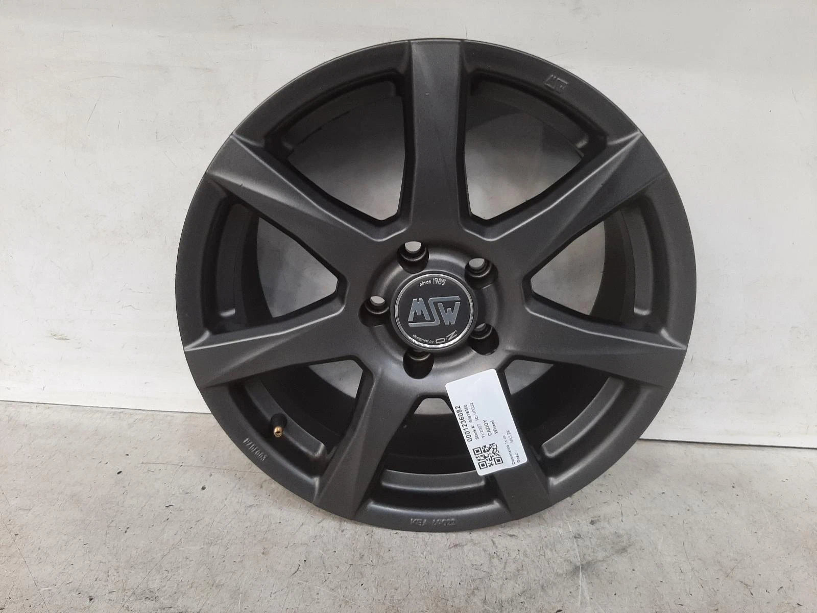 Volkswagen Caddy Mk3 2K 7.5X17H2 SINGLE WHEEL 