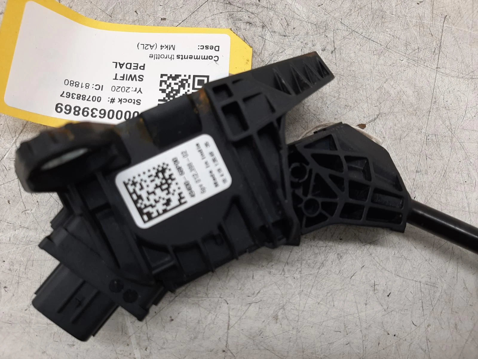 Suzuki SUZUKI SWIFT Manual Throttle Pedal 4940068P00 