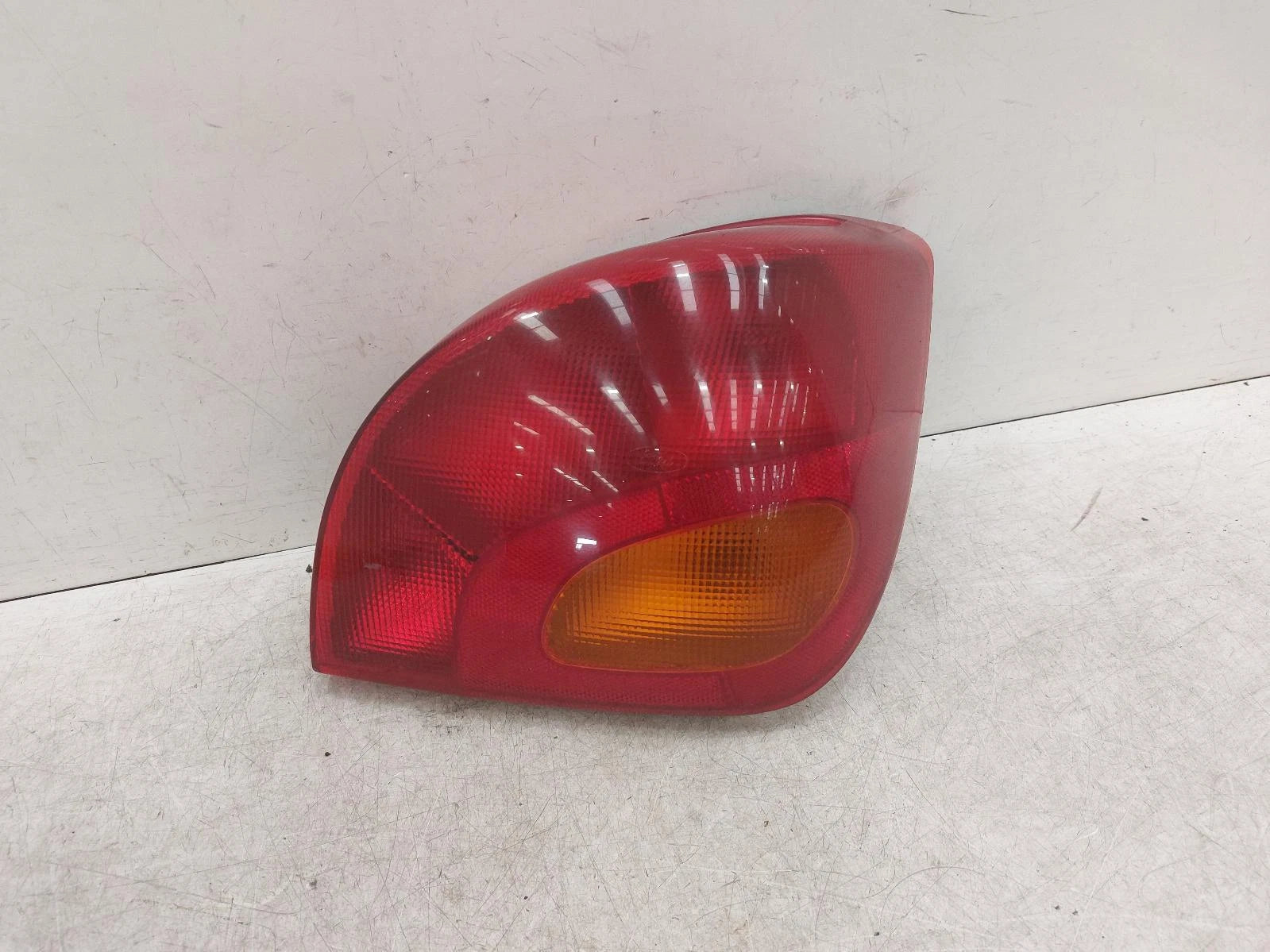 Ford Fiesta Mk5 O/S Drivers Right Rear Taillight Tail Light 